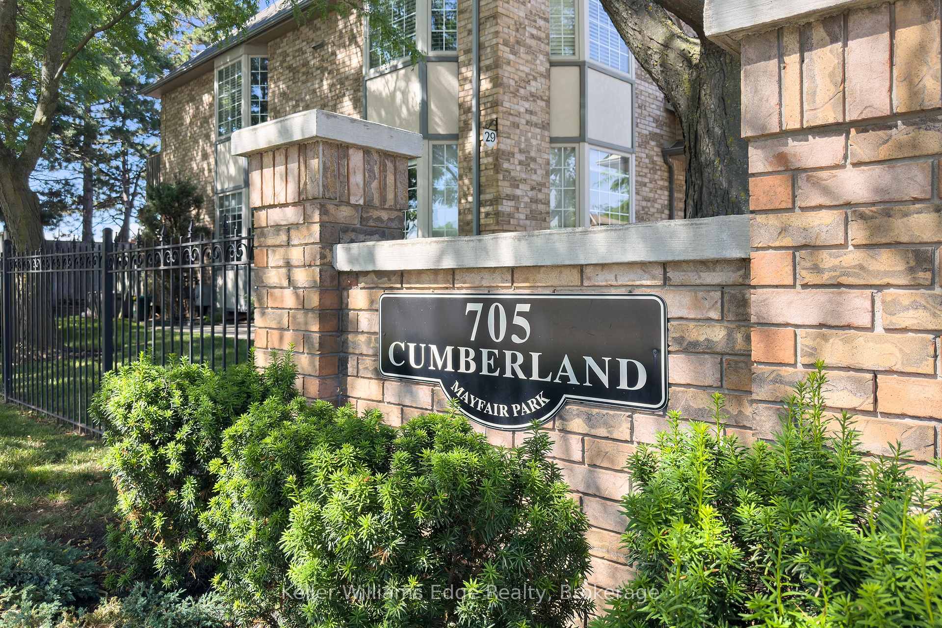 Photo 36 of Unit 8, 705 Cumberland Avenue, Burlington, Roseland — HOMEH