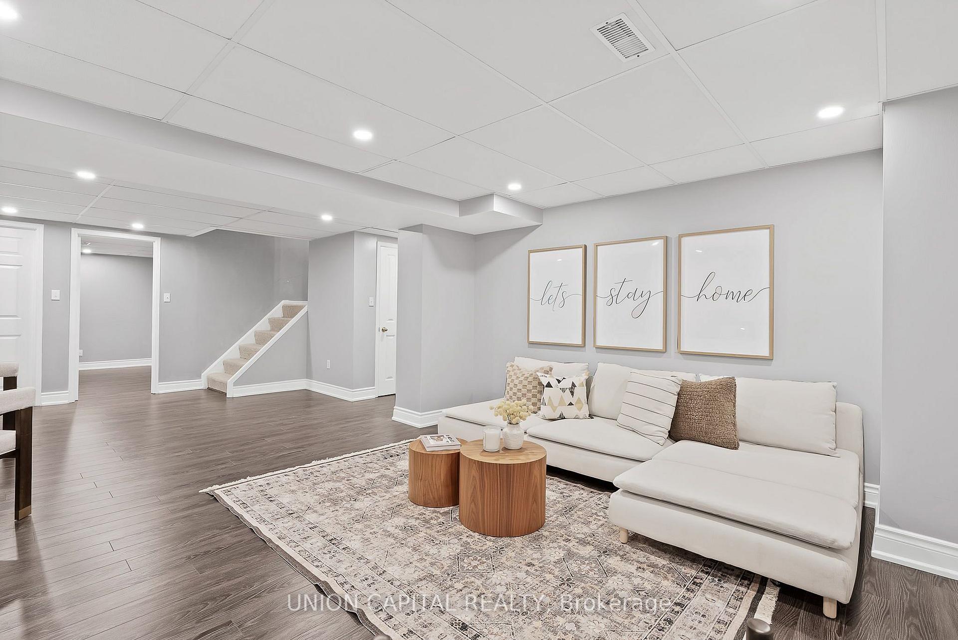 Photo 36 of 35 Mccarty Crescent, Markham, Markham Village — HOMEH