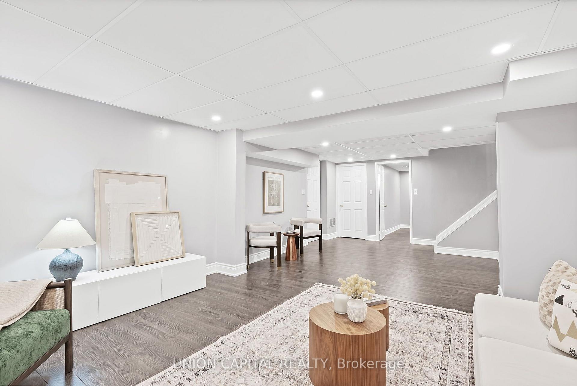 Photo 38 of 35 Mccarty Crescent, Markham, Markham Village — HOMEH