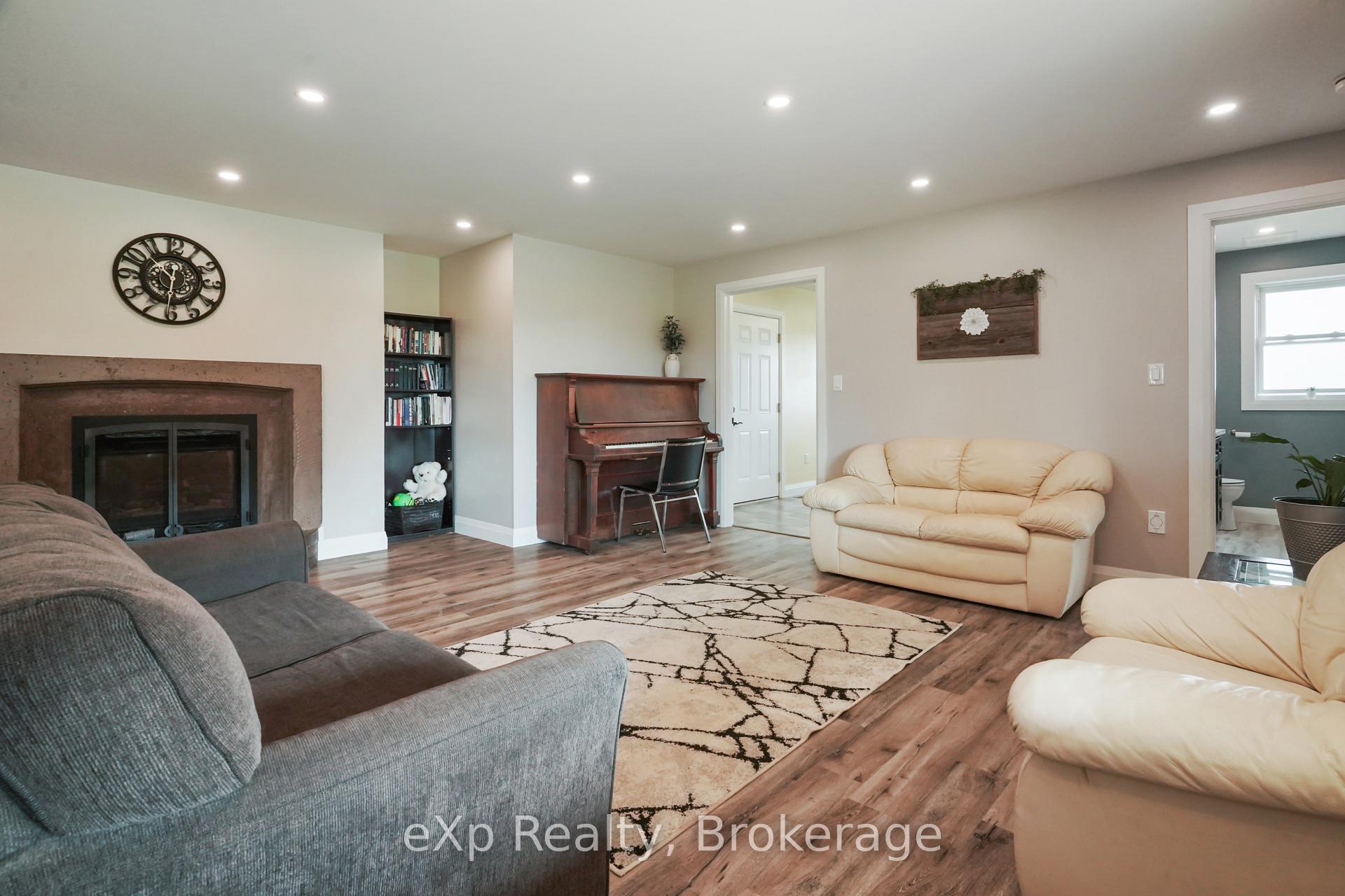 Photo 9 of 44032 Amberley Road, Howick — HOMEH