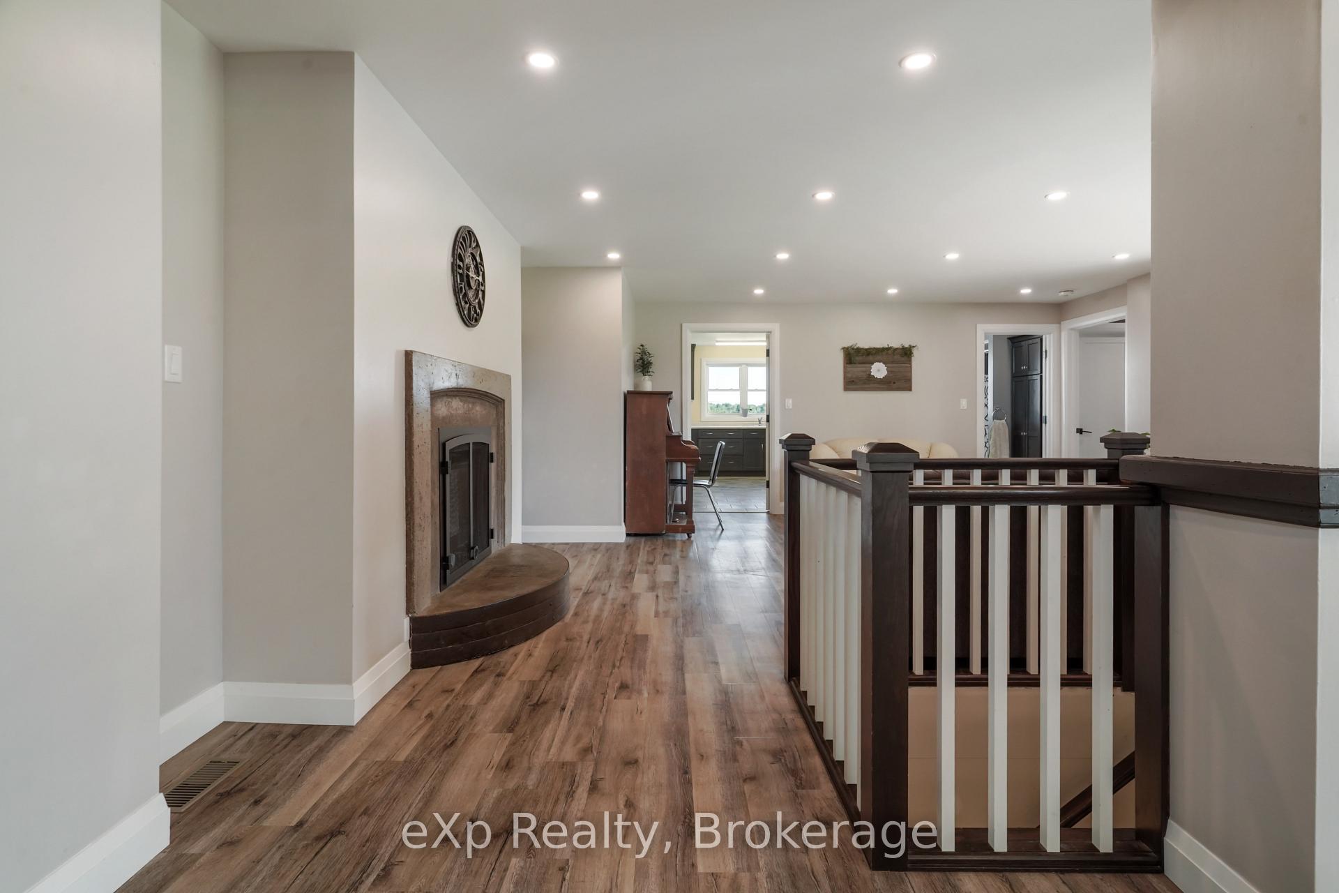 Photo 10 of 44032 Amberley Road, Howick — HOMEH