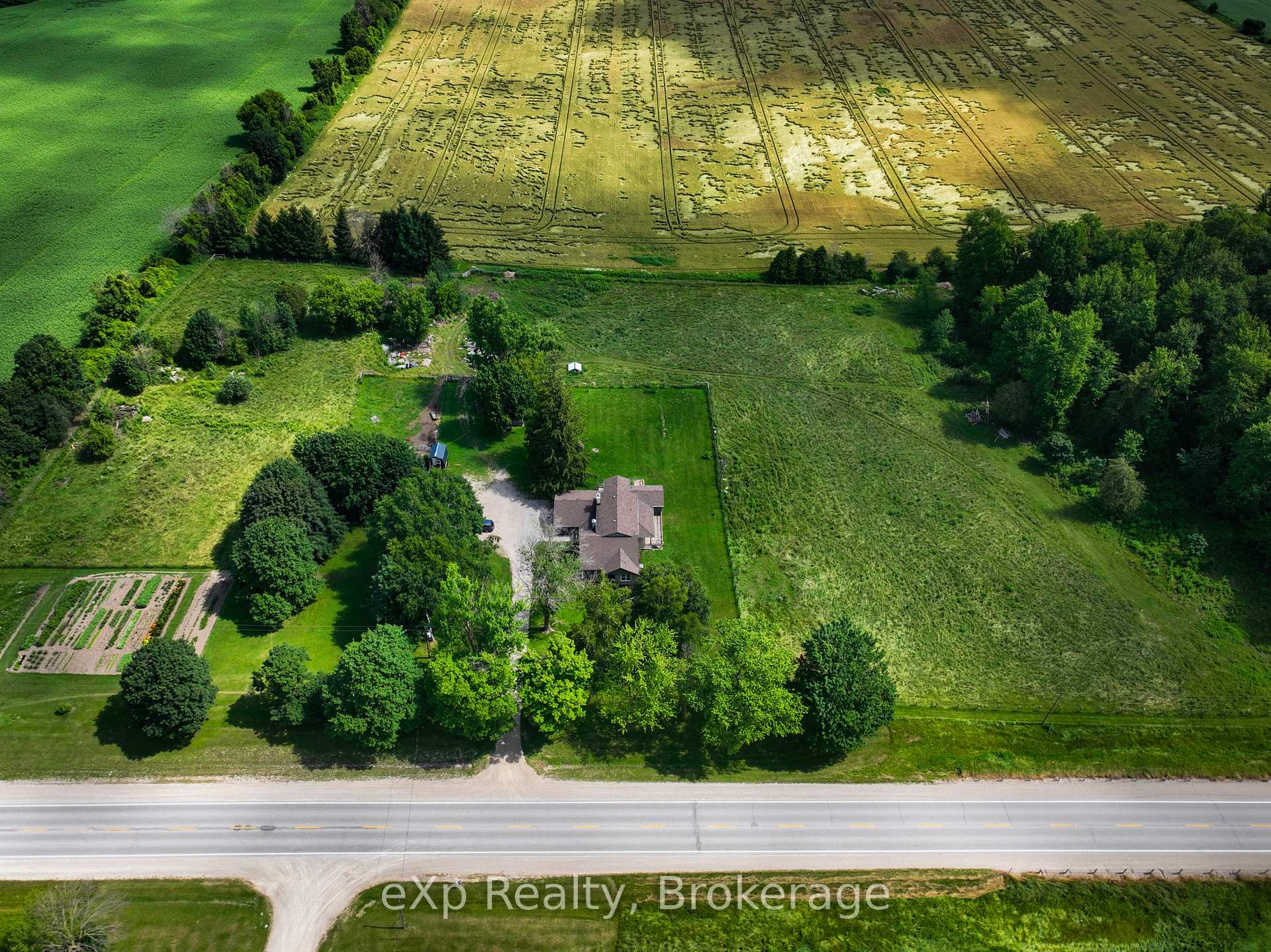 Photo 24 of 44032 Amberley Road, Howick — HOMEH