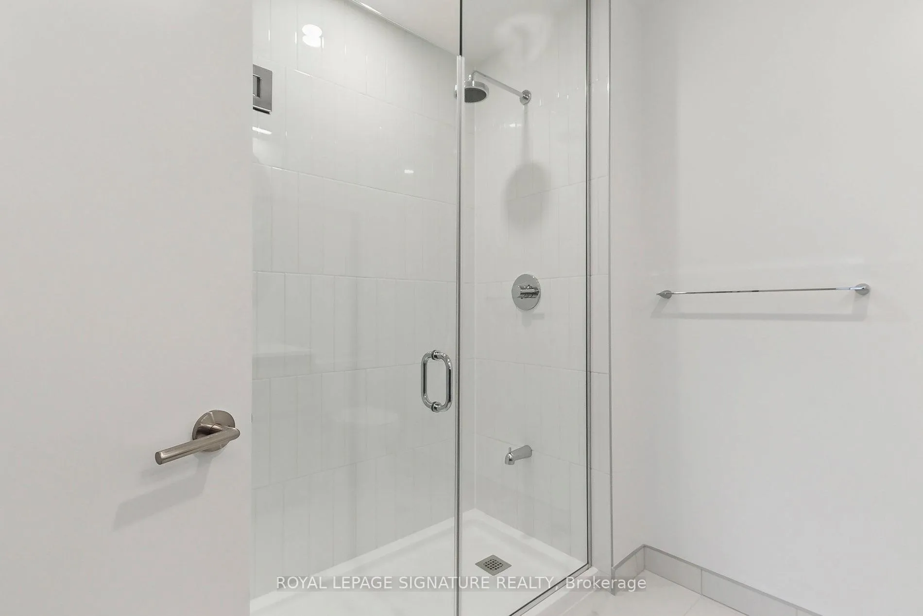 Photo 19 of Unit D-329, 8 Beverley Glen Boulevard, Vaughan, Beverley Glen — HOMEH