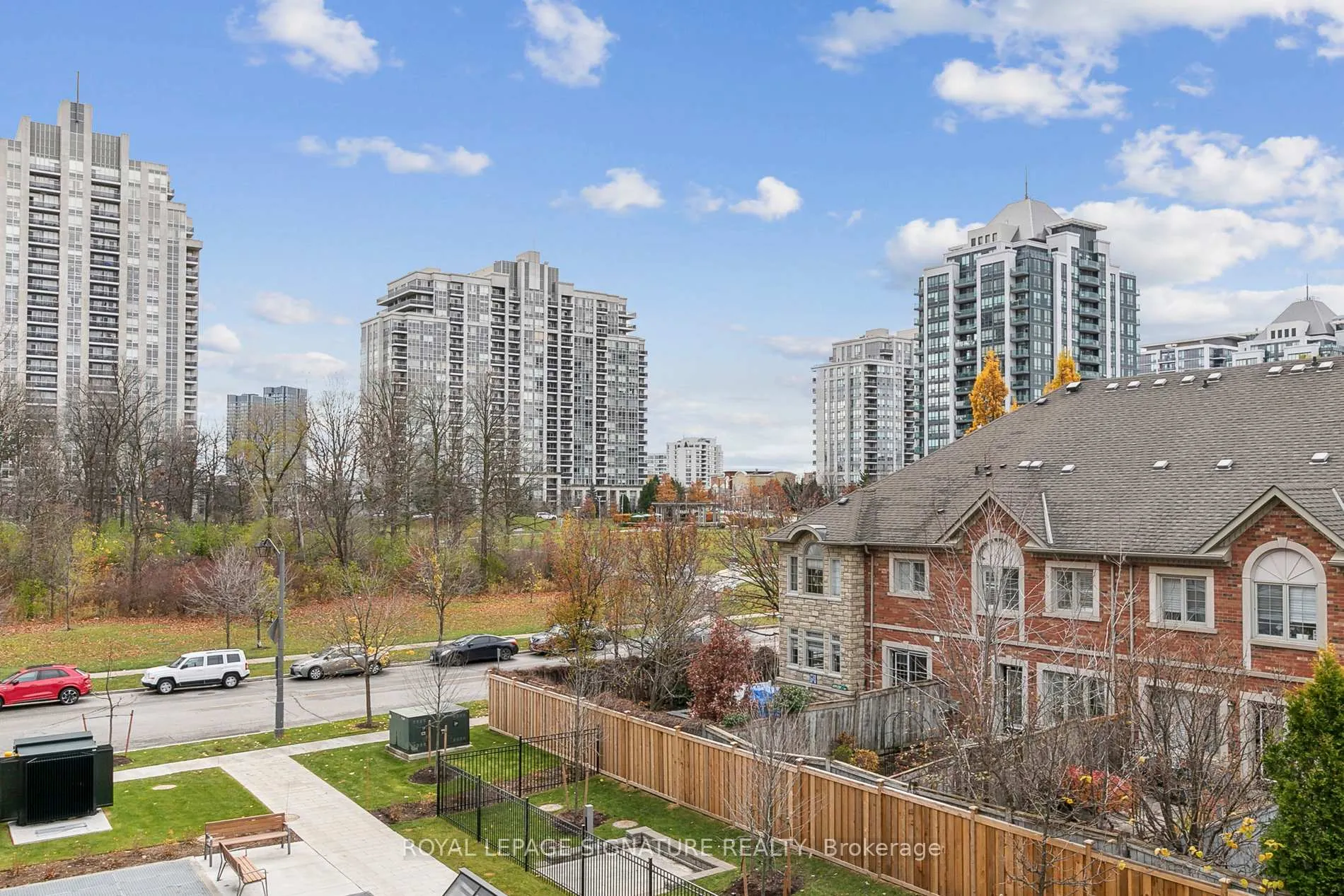 Photo 35 of Unit D-329, 8 Beverley Glen Boulevard, Vaughan, Beverley Glen — HOMEH
