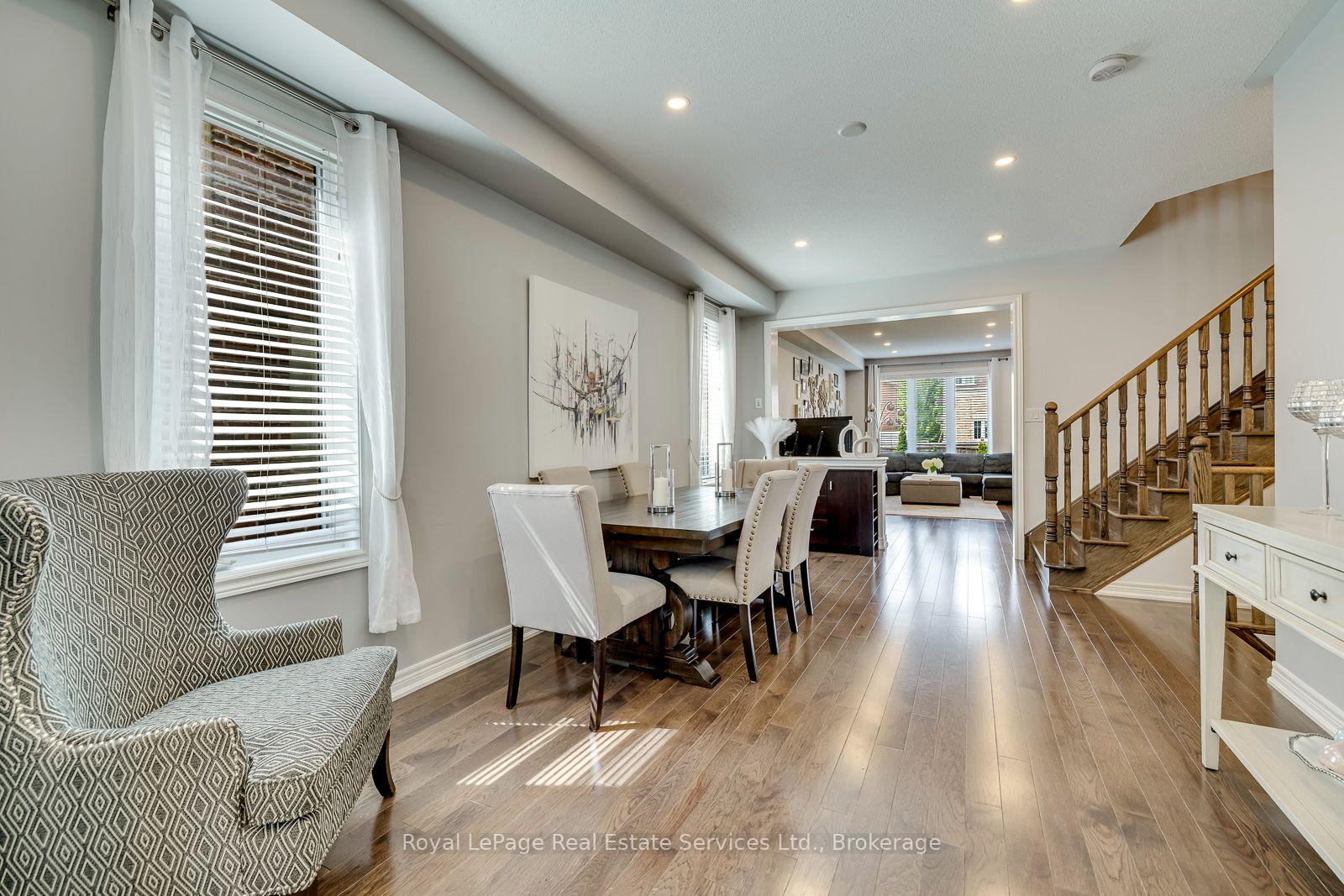 Photo 6 of 23 Diamond Leaf Lane, Halton Hills, Georgetown — HOMEH