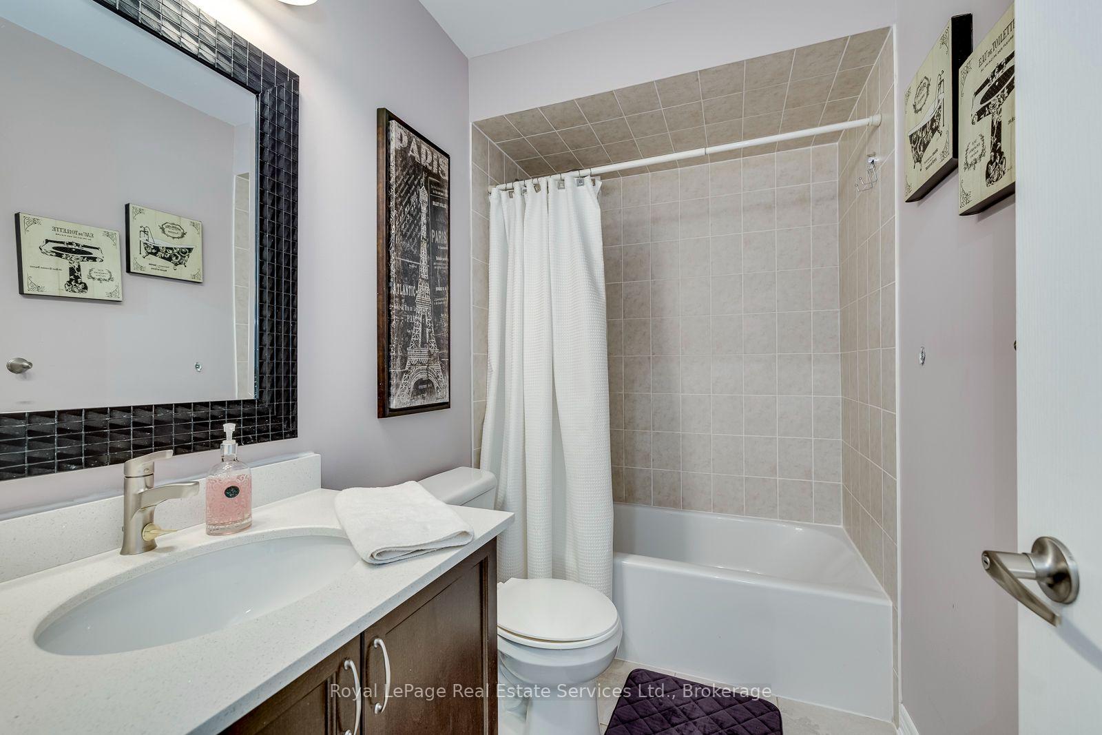 Photo 21 of 23 Diamond Leaf Lane, Halton Hills, Georgetown — HOMEH