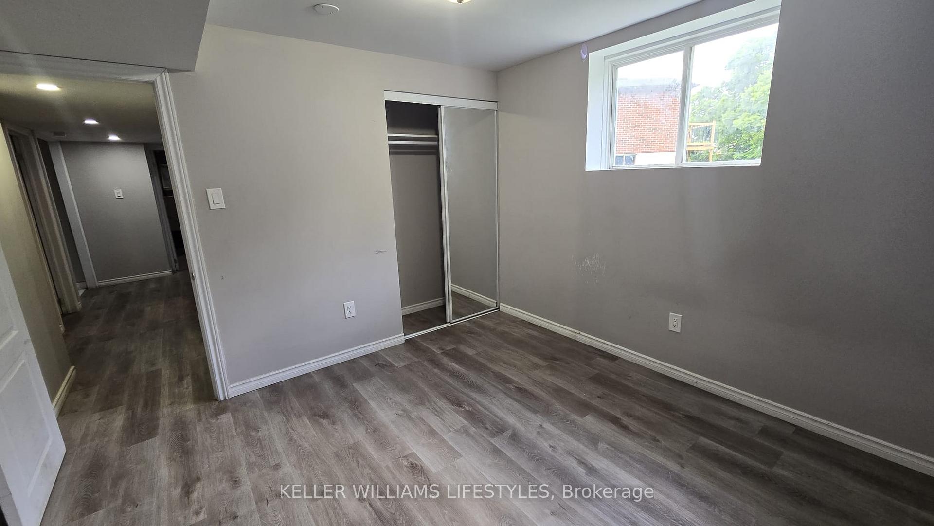 Photo 11 of 1301 Michael Circle, London, East D — HOMEH