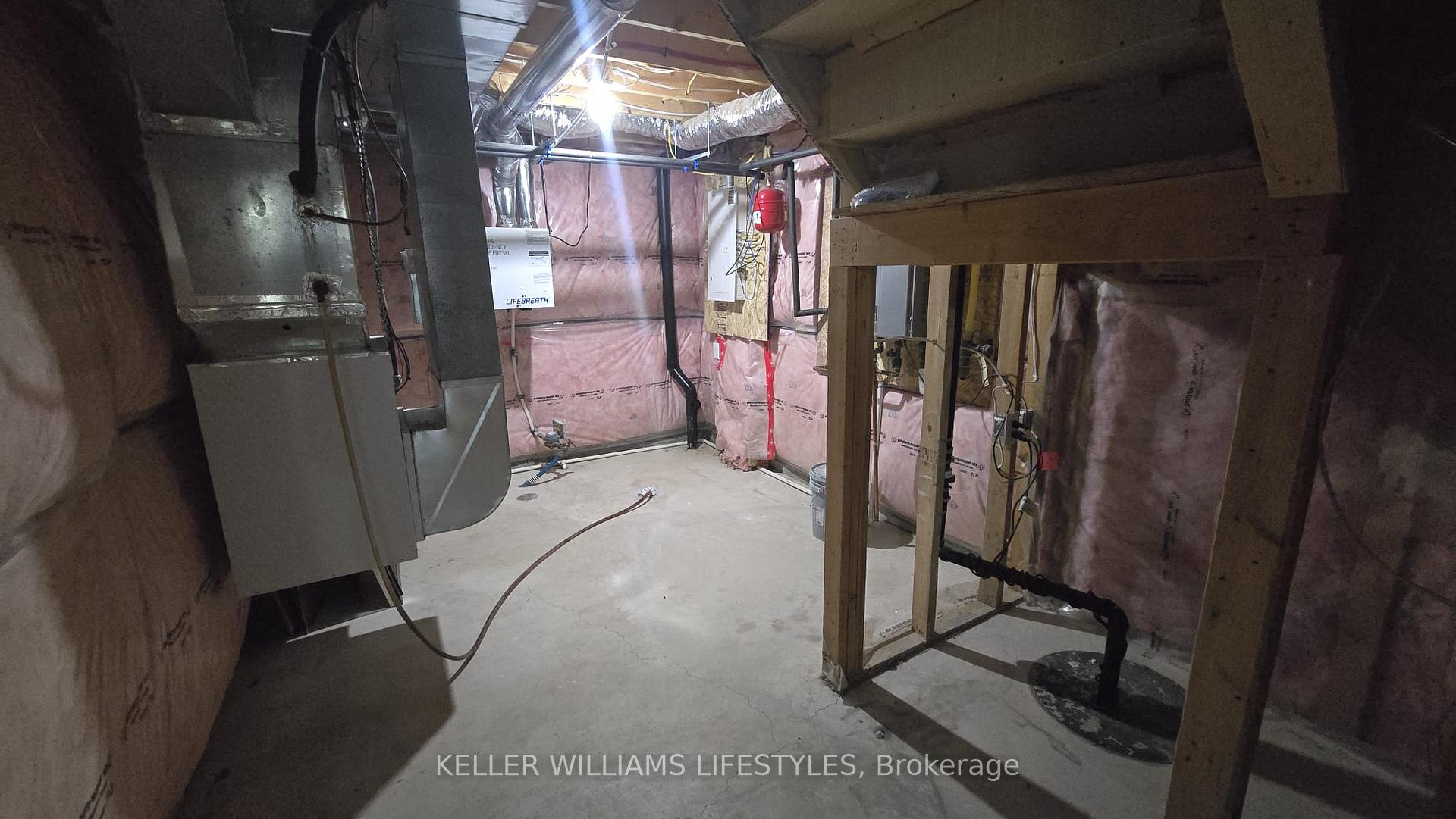 Photo 22 of 1301 Michael Circle, London, East D — HOMEH