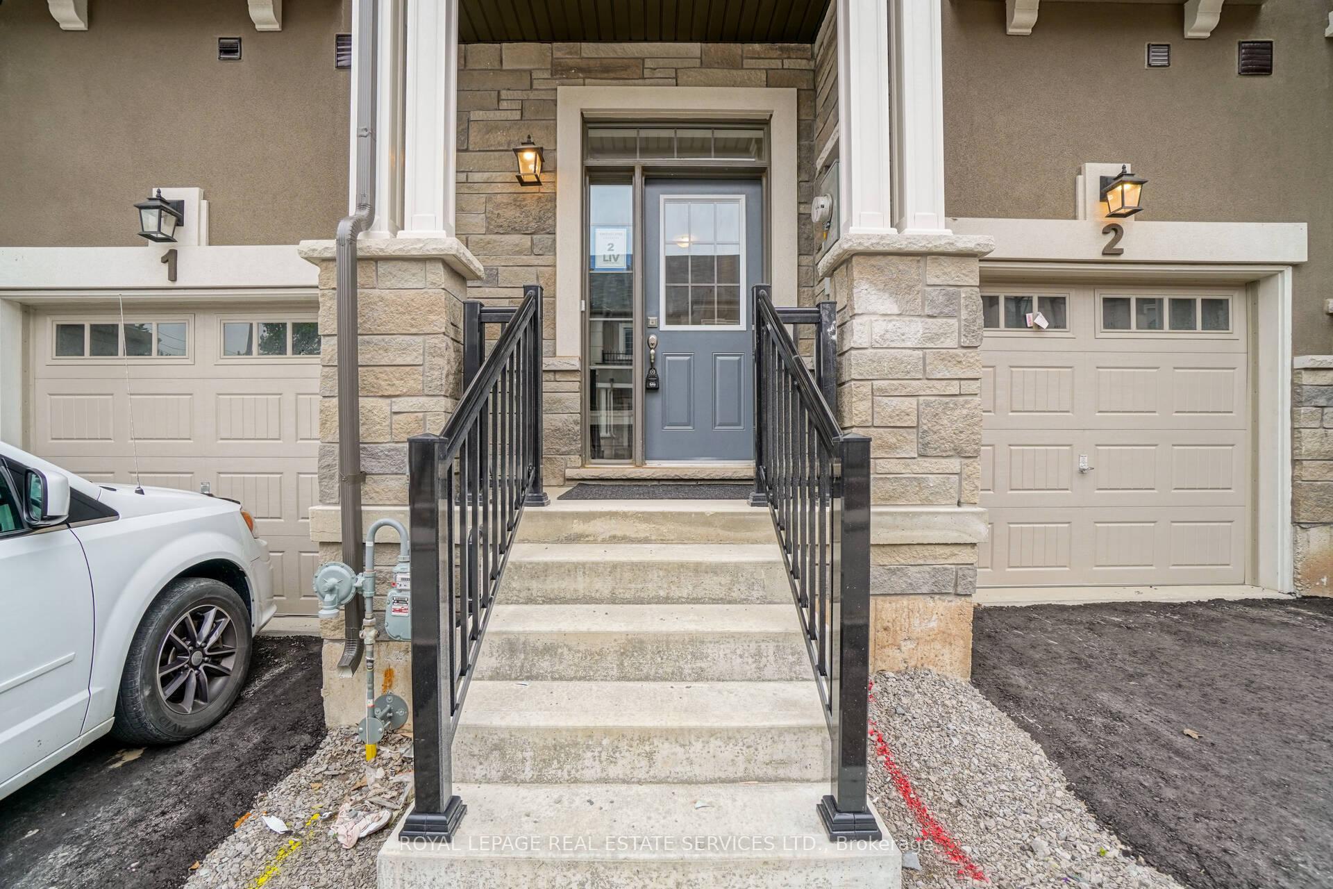 Photo 4 of Unit 2, 515 Garner Road W, Hamilton, Ancaster — HOMEH