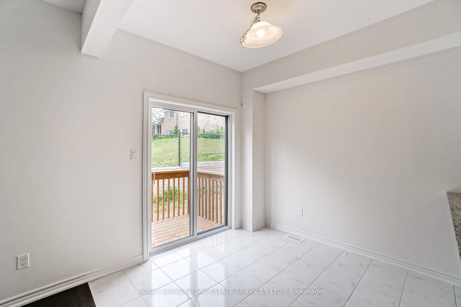 Photo 15 of Unit 2, 515 Garner Road W, Hamilton, Ancaster — HOMEH
