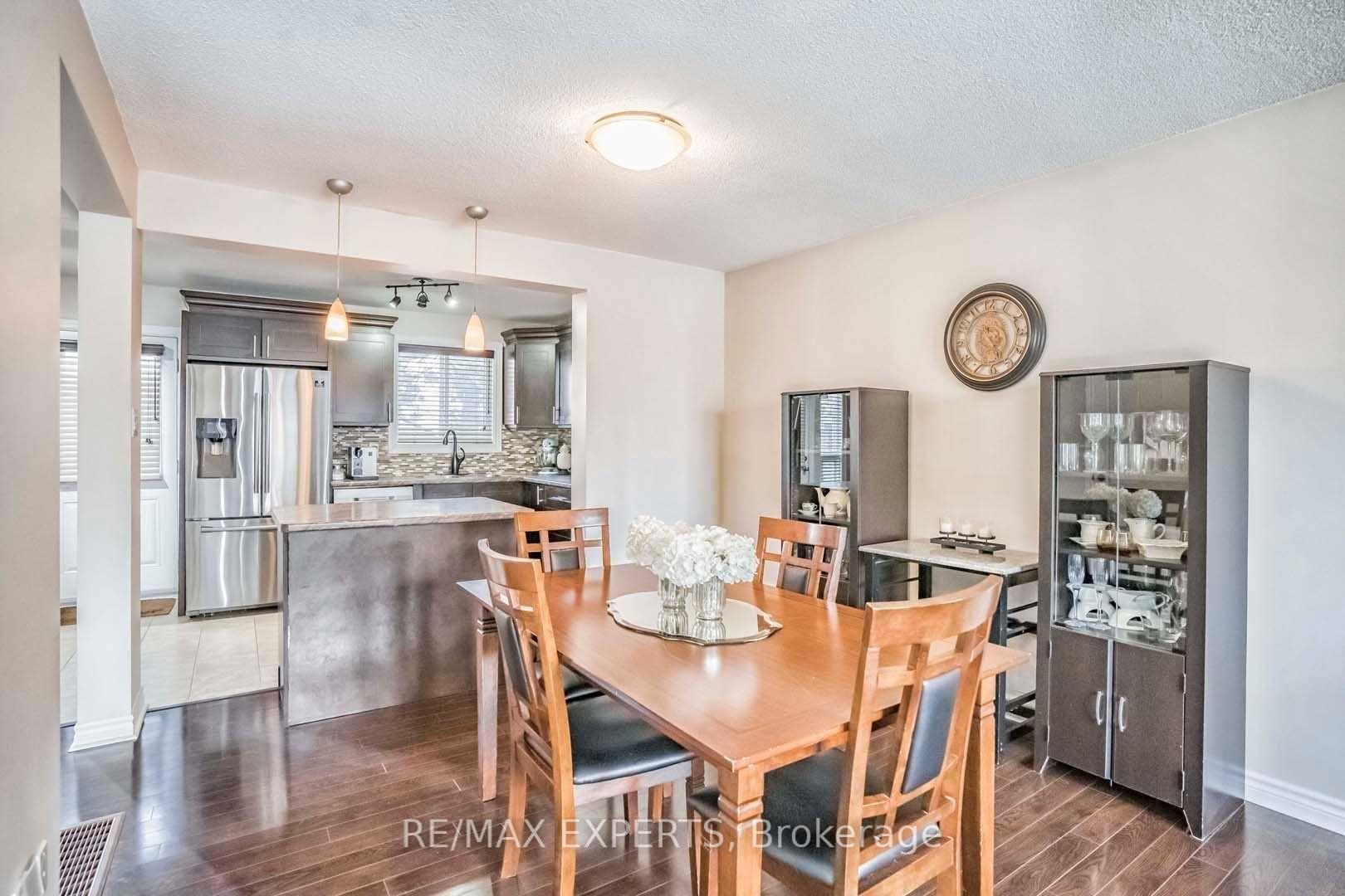 Photo 13 of 101 Morley Crescent, Brampton, Central Park — HOMEH