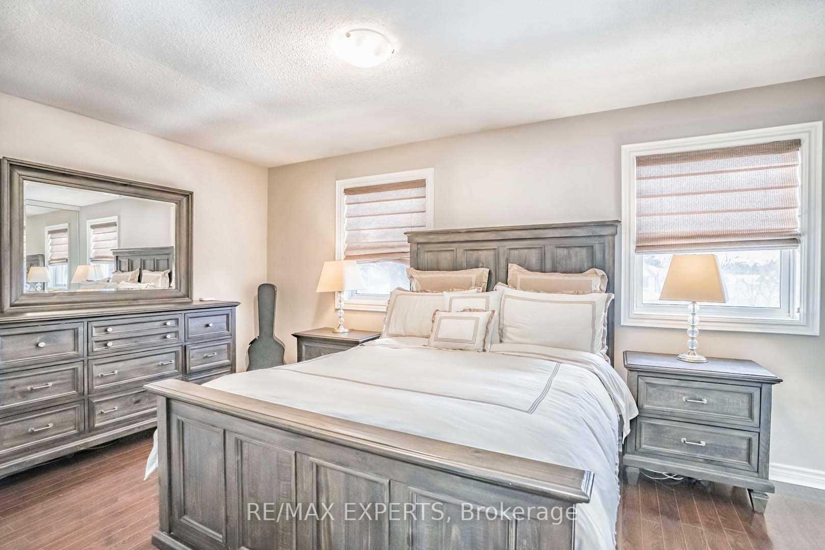 Photo 19 of 101 Morley Crescent, Brampton, Central Park — HOMEH