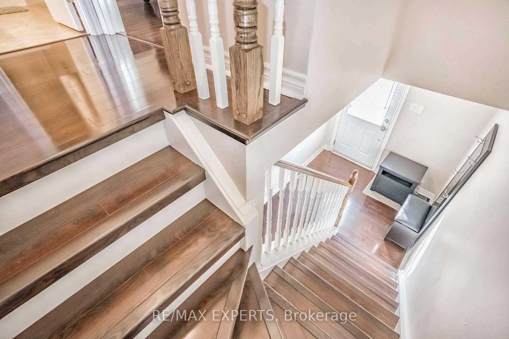 Photo 23 of 101 Morley Crescent, Brampton, Central Park — HOMEH