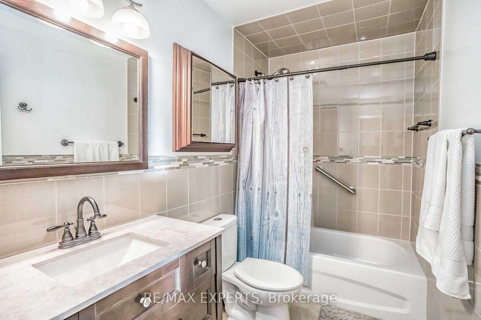 Photo 26 of 101 Morley Crescent, Brampton, Central Park — HOMEH