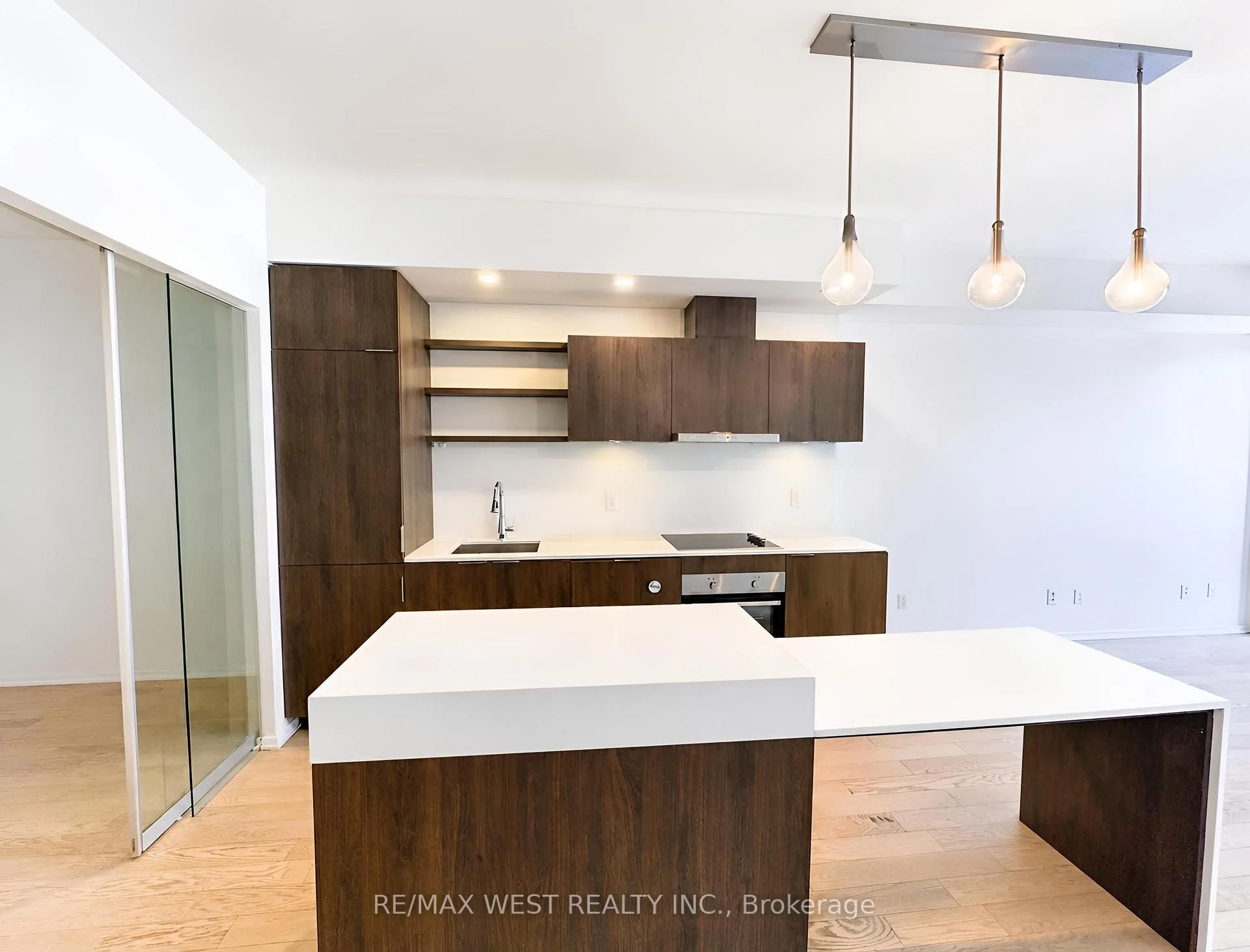 Photo 5 of Unit 802, 12 Bonnycastle Street, Toronto, Waterfront Communities — HOMEH