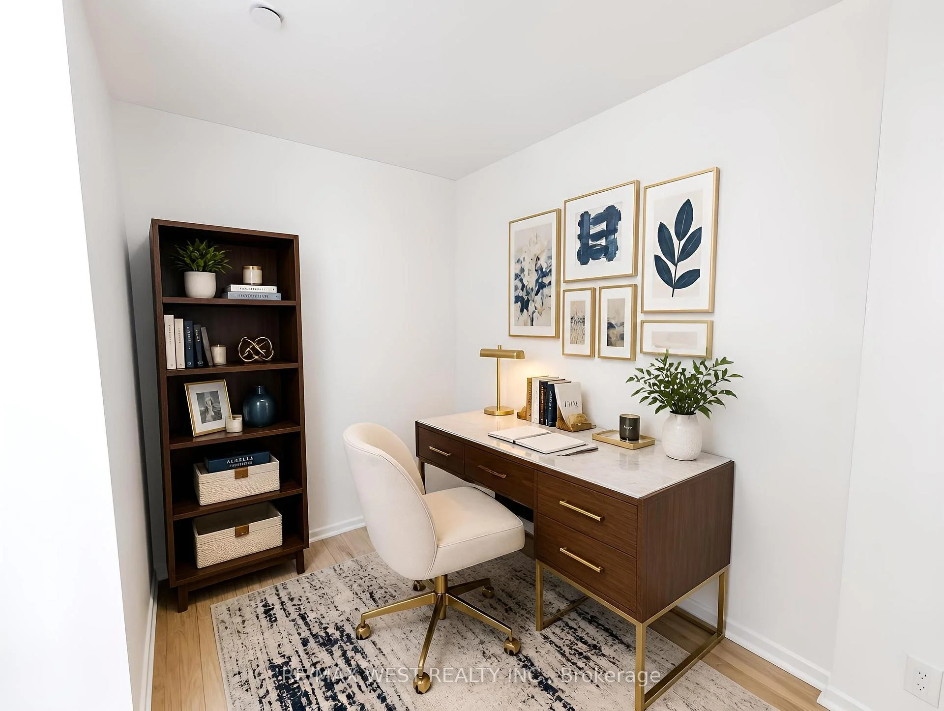 Photo 10 of Unit 802, 12 Bonnycastle Street, Toronto, Waterfront Communities — HOMEH