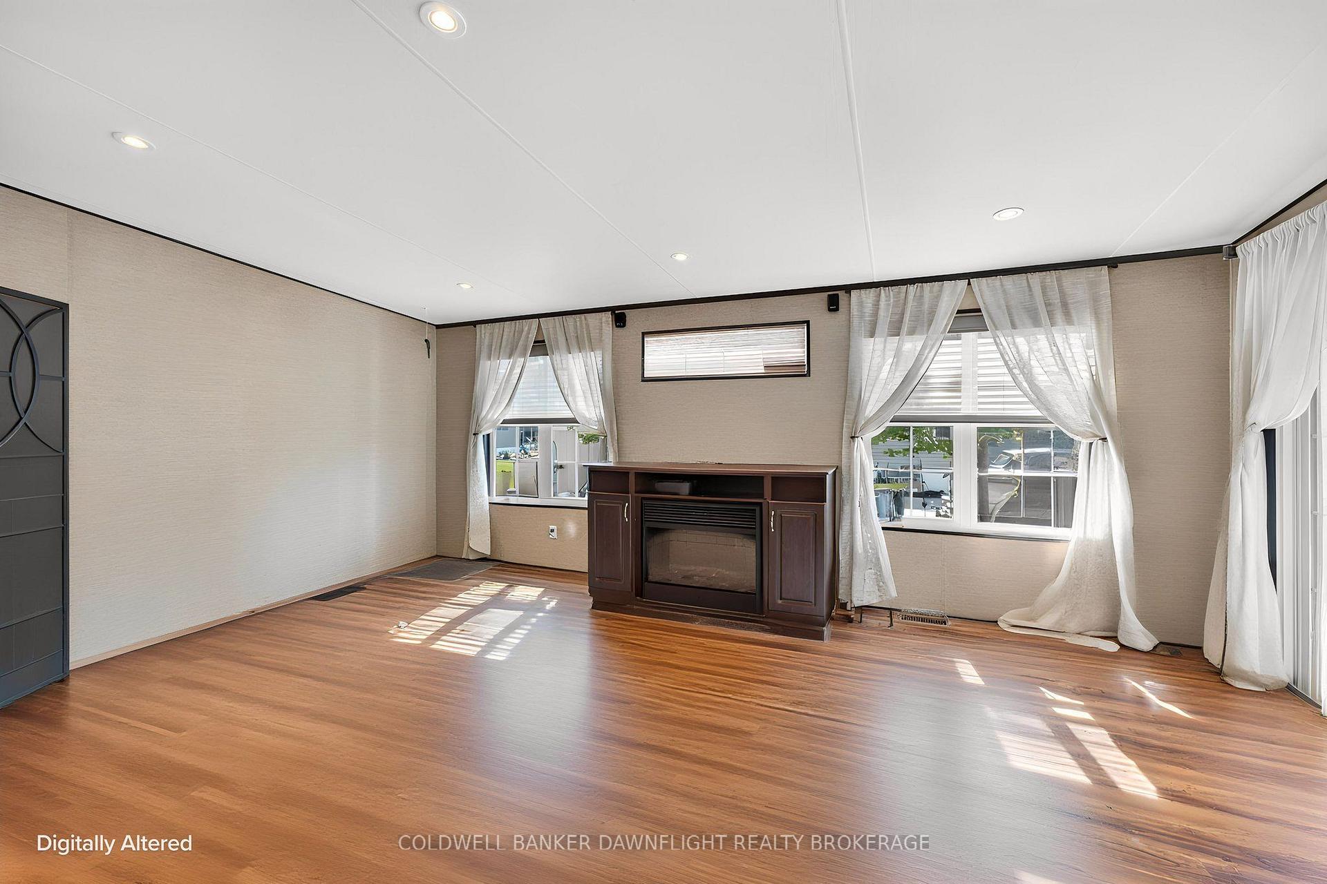 Photo 12 of Unit #130, 36501 Dashwood Road, South Huron, Stephen — HOMEH