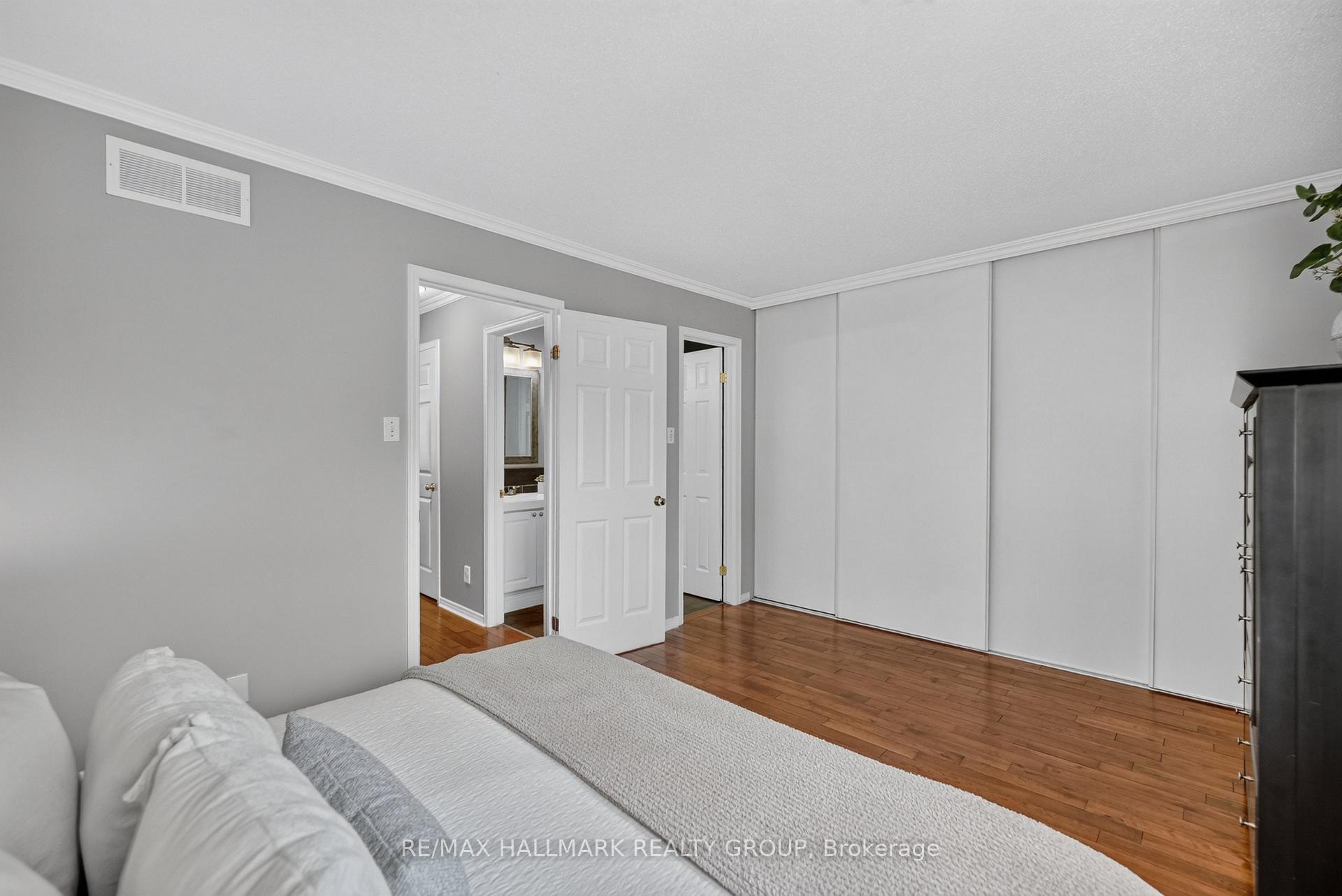 Photo 17 of 433 Lawler Crescent, Ottawa, Chatelaine Village — HOMEH