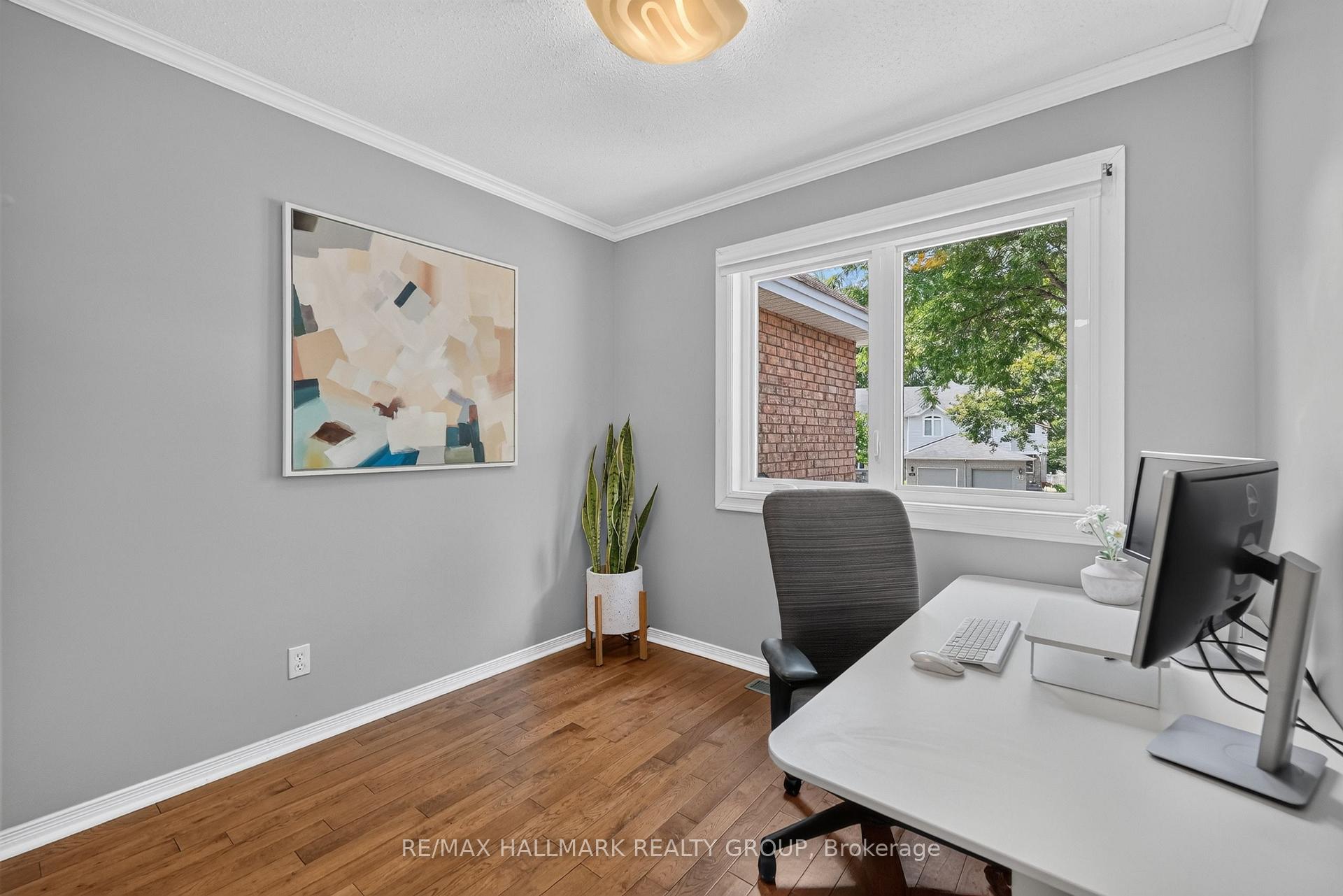 Photo 22 of 433 Lawler Crescent, Ottawa, Chatelaine Village — HOMEH