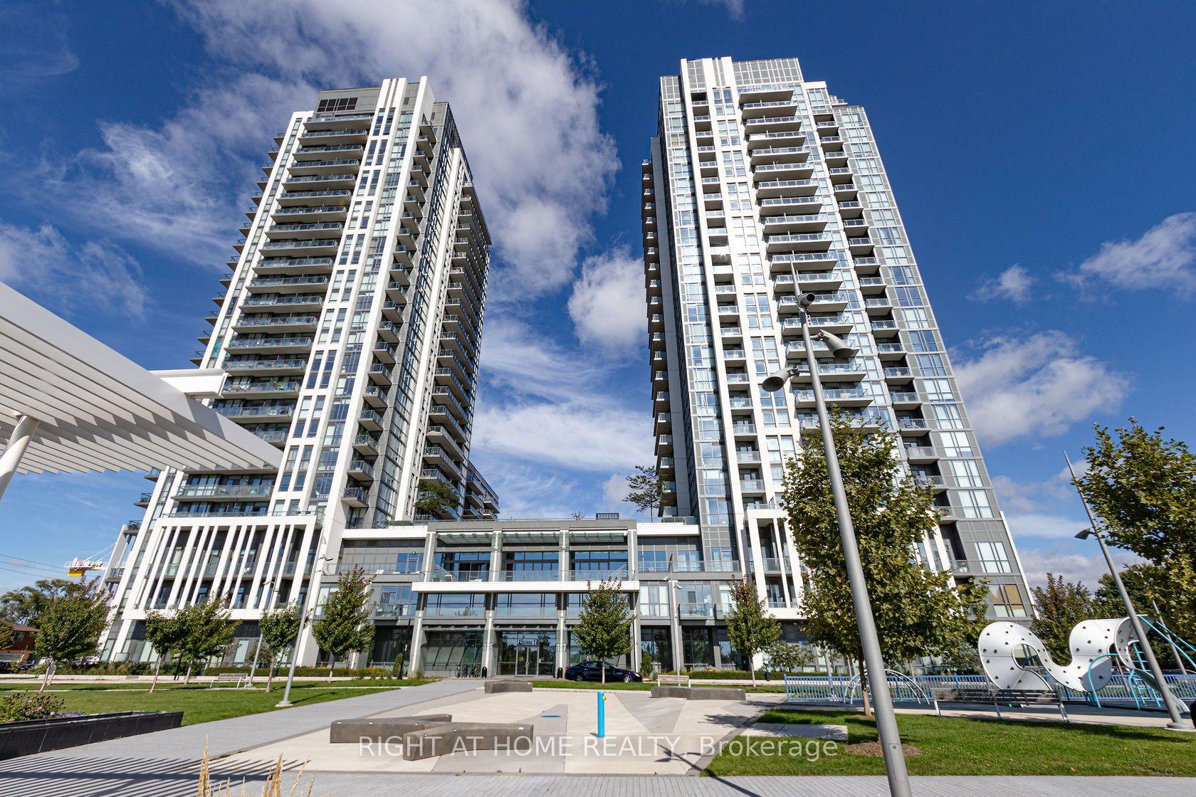 Front of Unit 903, 17 Zorra Street