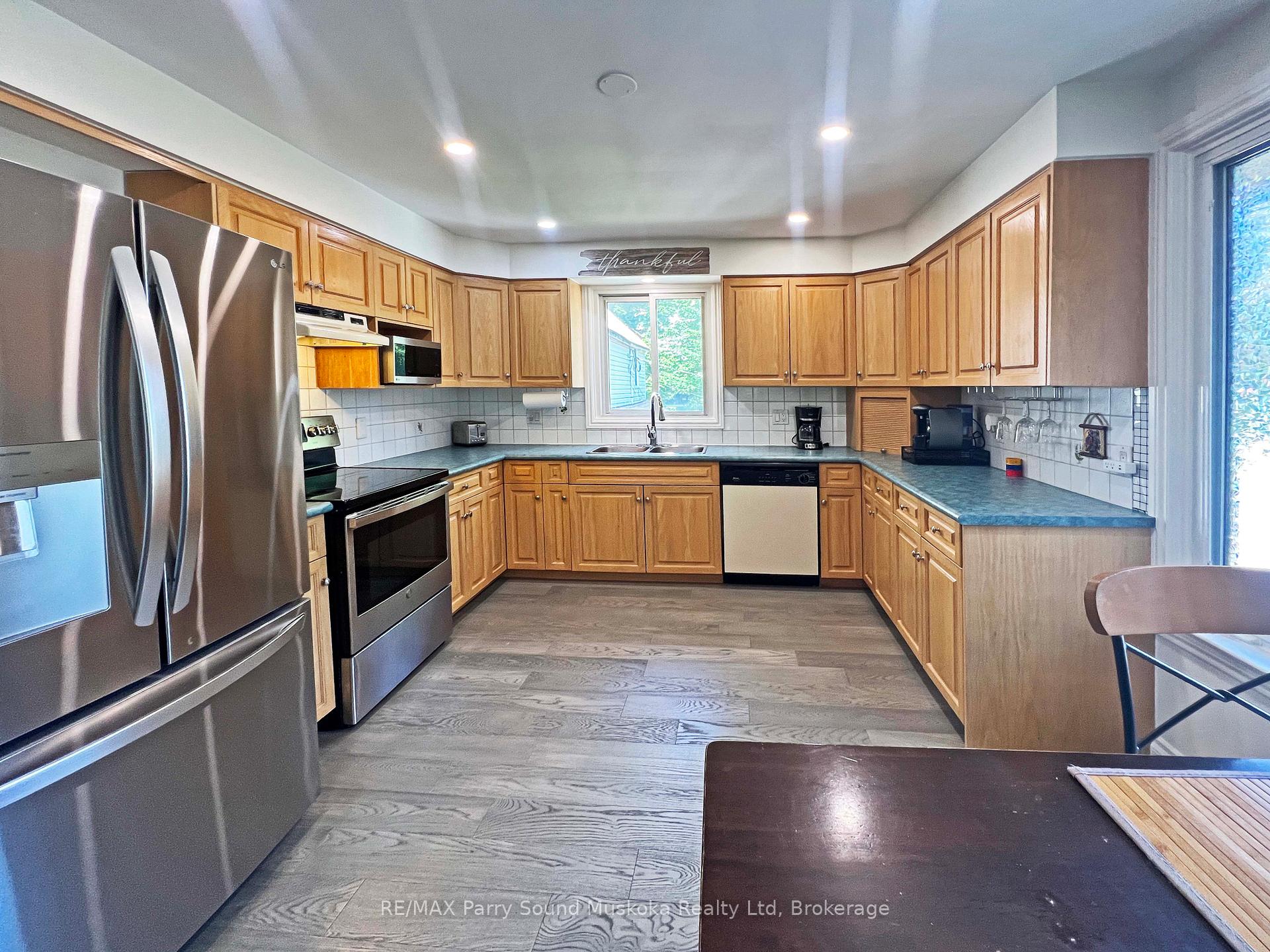 Photo 43 of 44 William Street, Parry Sound — HOMEH