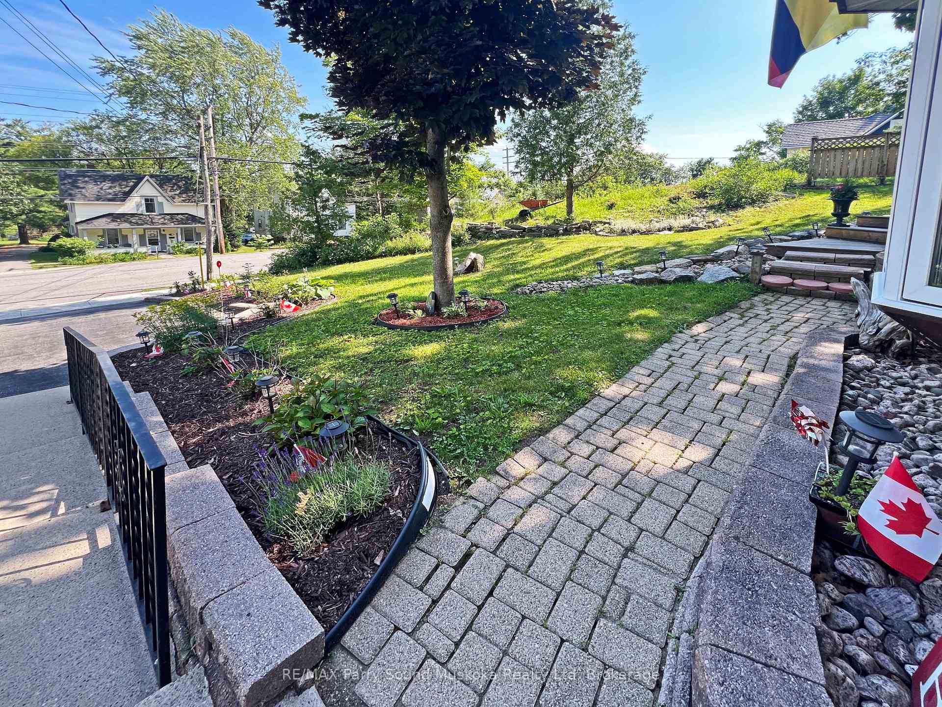 Photo 28 of 44 William Street, Parry Sound — HOMEH