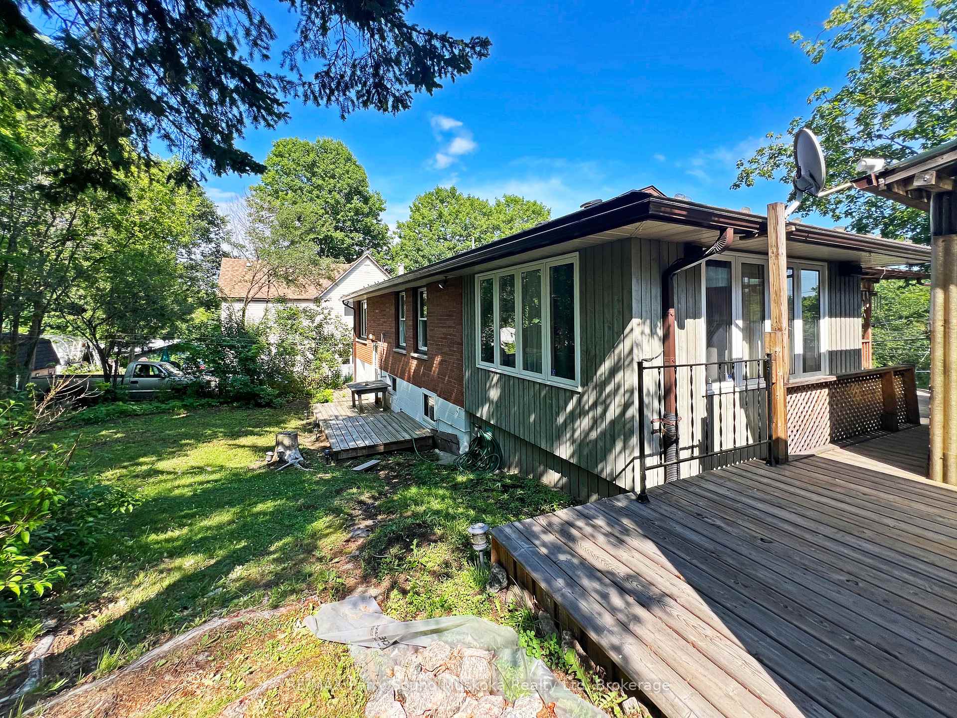 Photo 34 of 44 William Street, Parry Sound — HOMEH