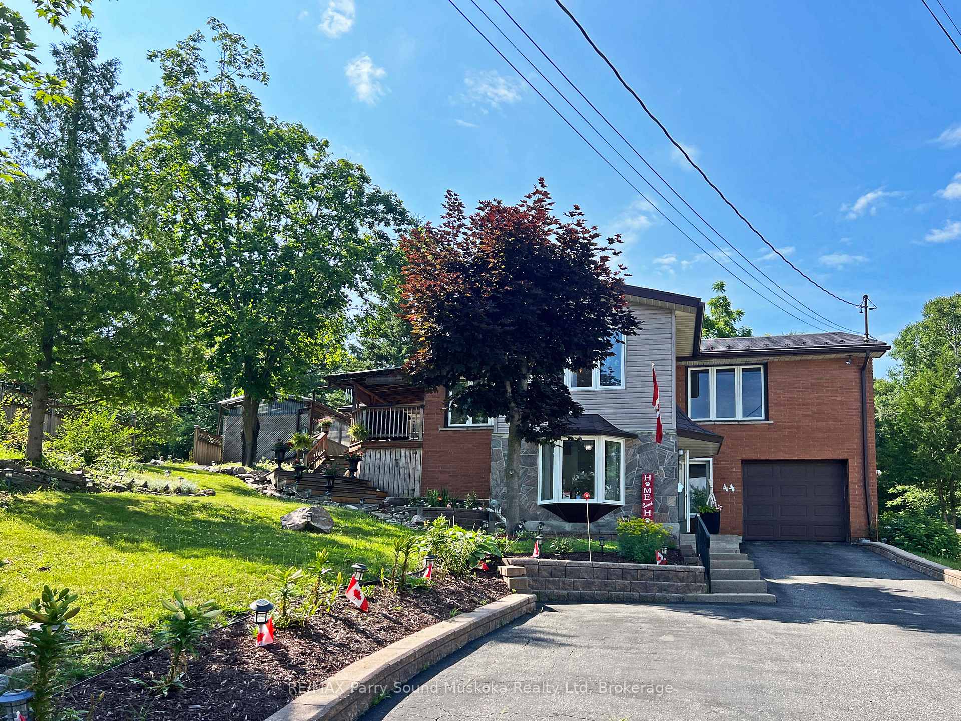 Photo 40 of 44 William Street, Parry Sound — HOMEH