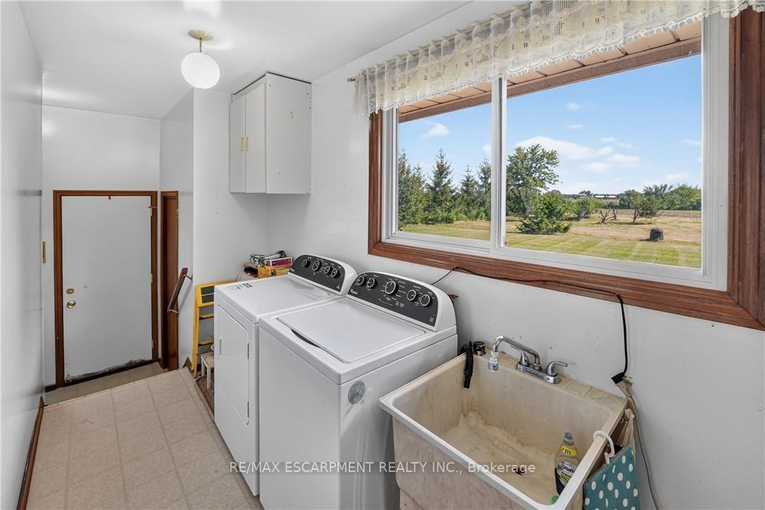 Photo 21 of 7205 Highway 3 W, Haldimand, Dunnville — HOMEH