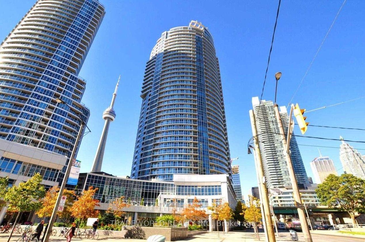 Photo 1 of Unit 1009, 8 York Street, Toronto, Waterfront Communities — HOMEH