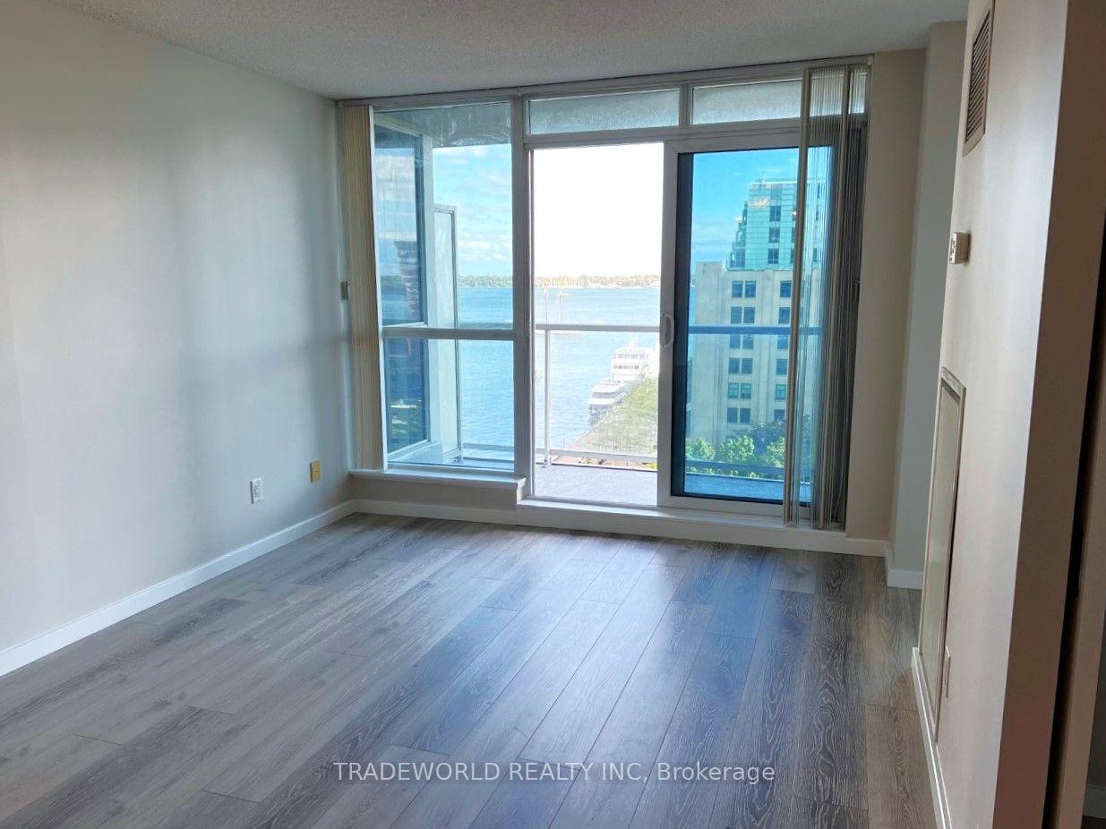 Photo 3 of Unit 1009, 8 York Street, Toronto, Waterfront Communities — HOMEH