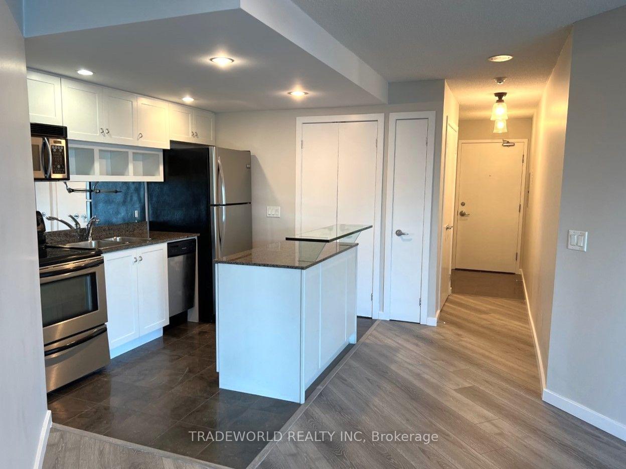 Photo 4 of Unit 1009, 8 York Street, Toronto, Waterfront Communities — HOMEH