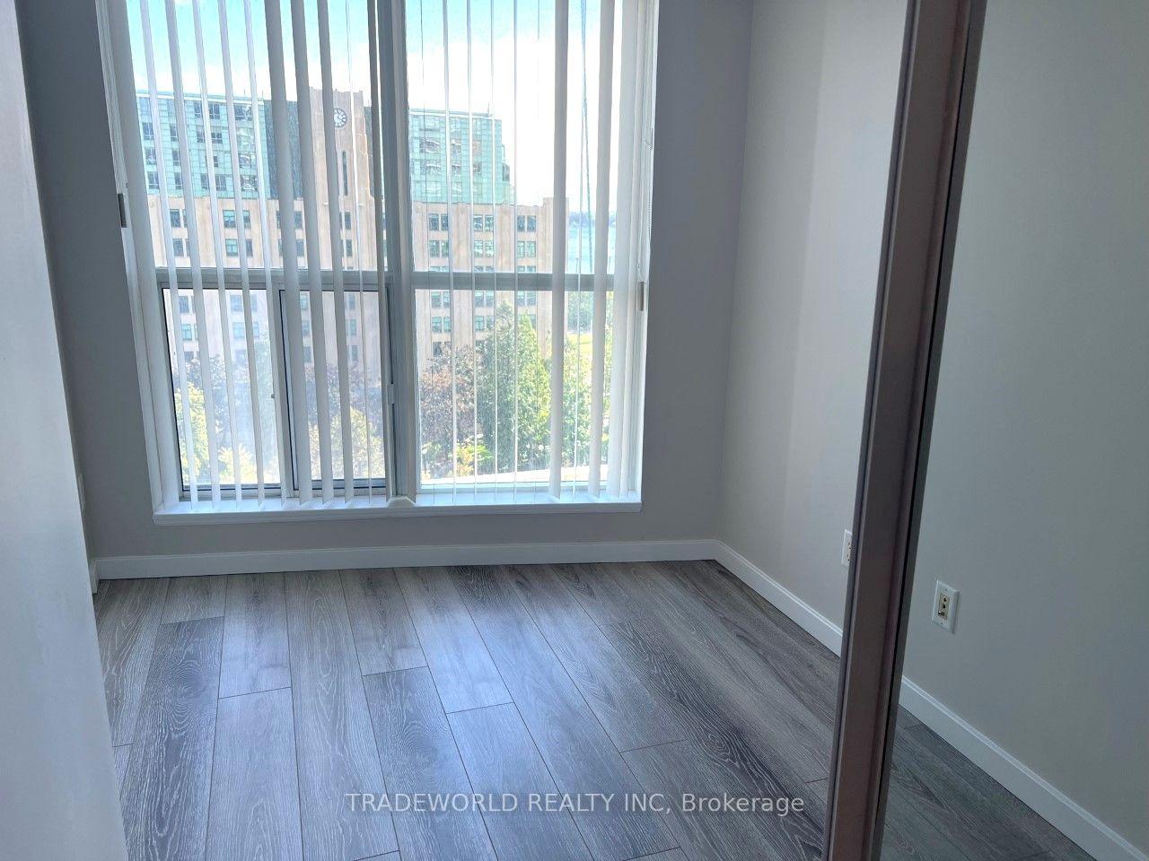 Photo 8 of Unit 1009, 8 York Street, Toronto, Waterfront Communities — HOMEH