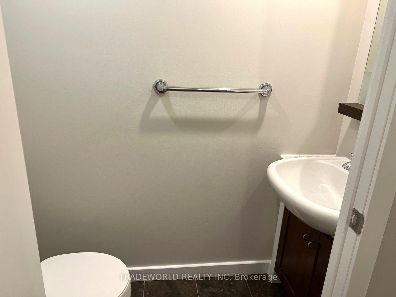 Photo 15 of Unit 1009, 8 York Street, Toronto, Waterfront Communities — HOMEH