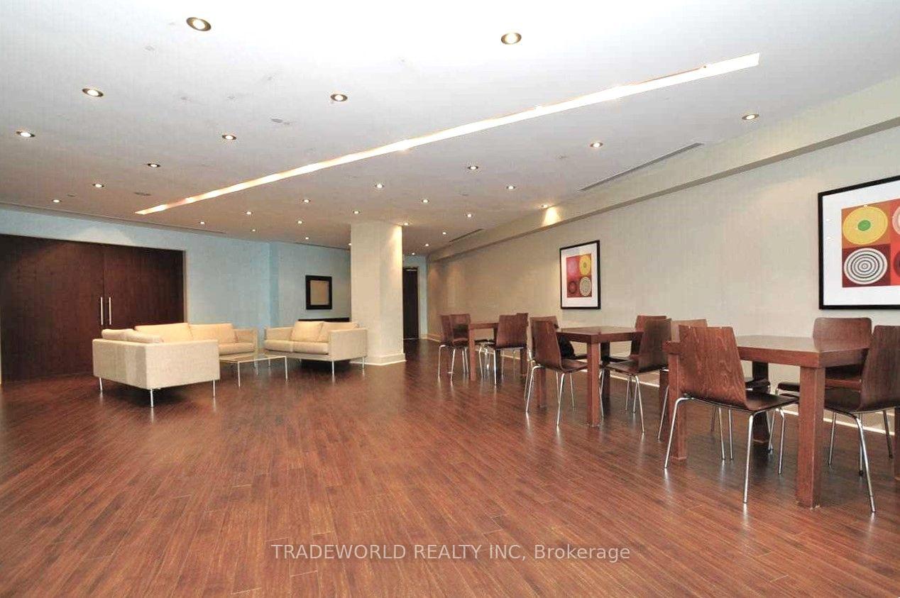 Photo 20 of Unit 1009, 8 York Street, Toronto, Waterfront Communities — HOMEH