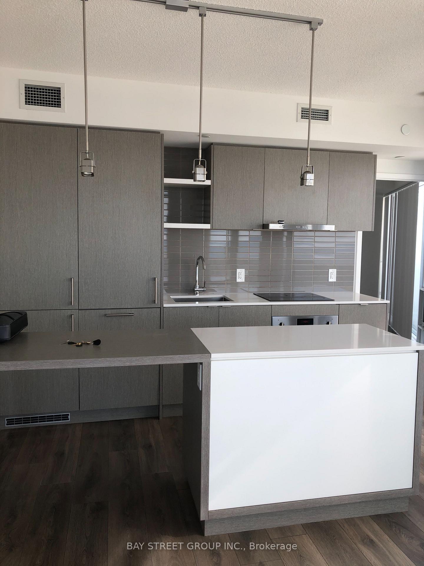 Photo 3 of Unit 4507, 100 Harbour Street, Toronto, Waterfront Communities — HOMEH