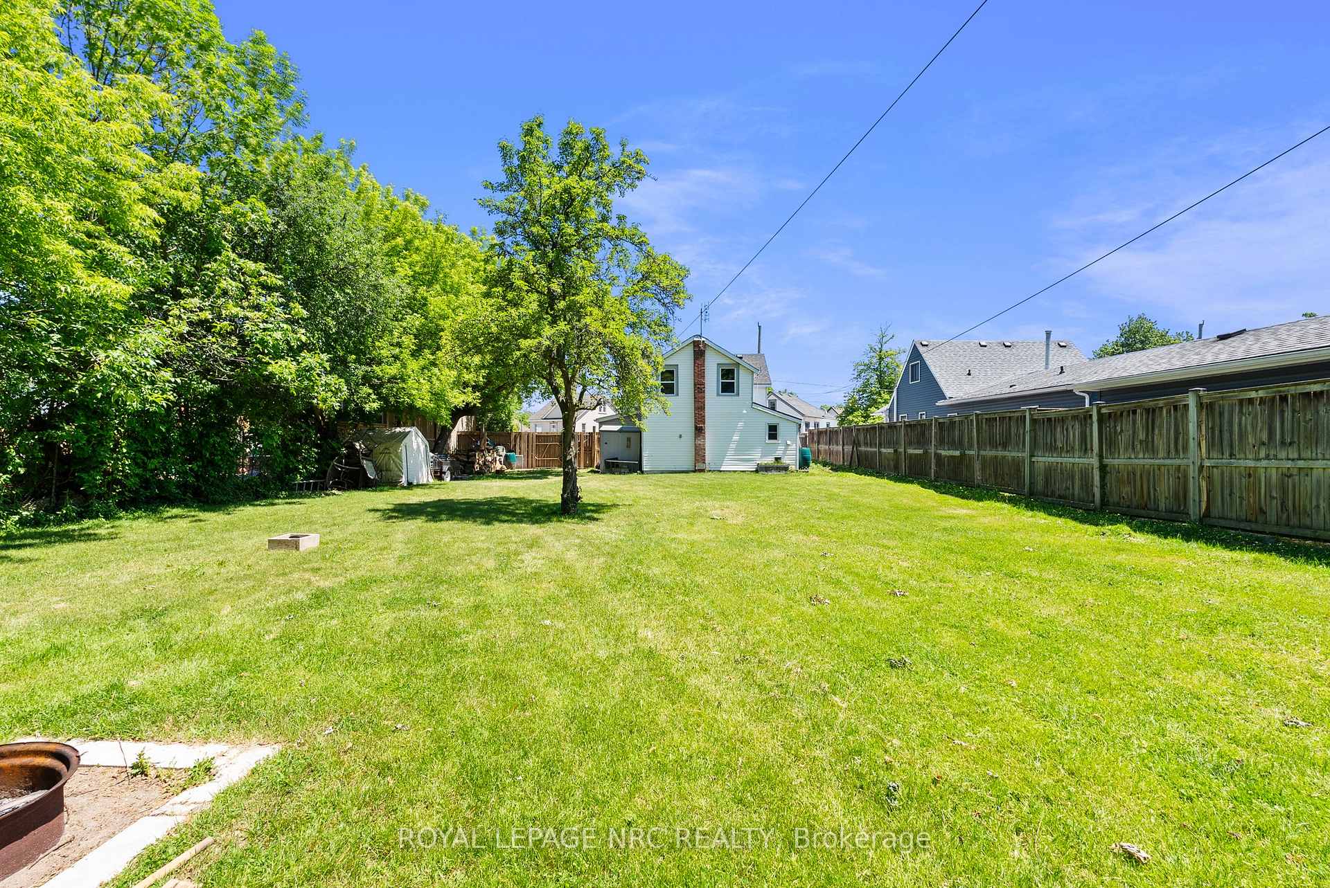 Photo 30 of 42 Leeper Street, St. Catharines, Western Hill — HOMEH