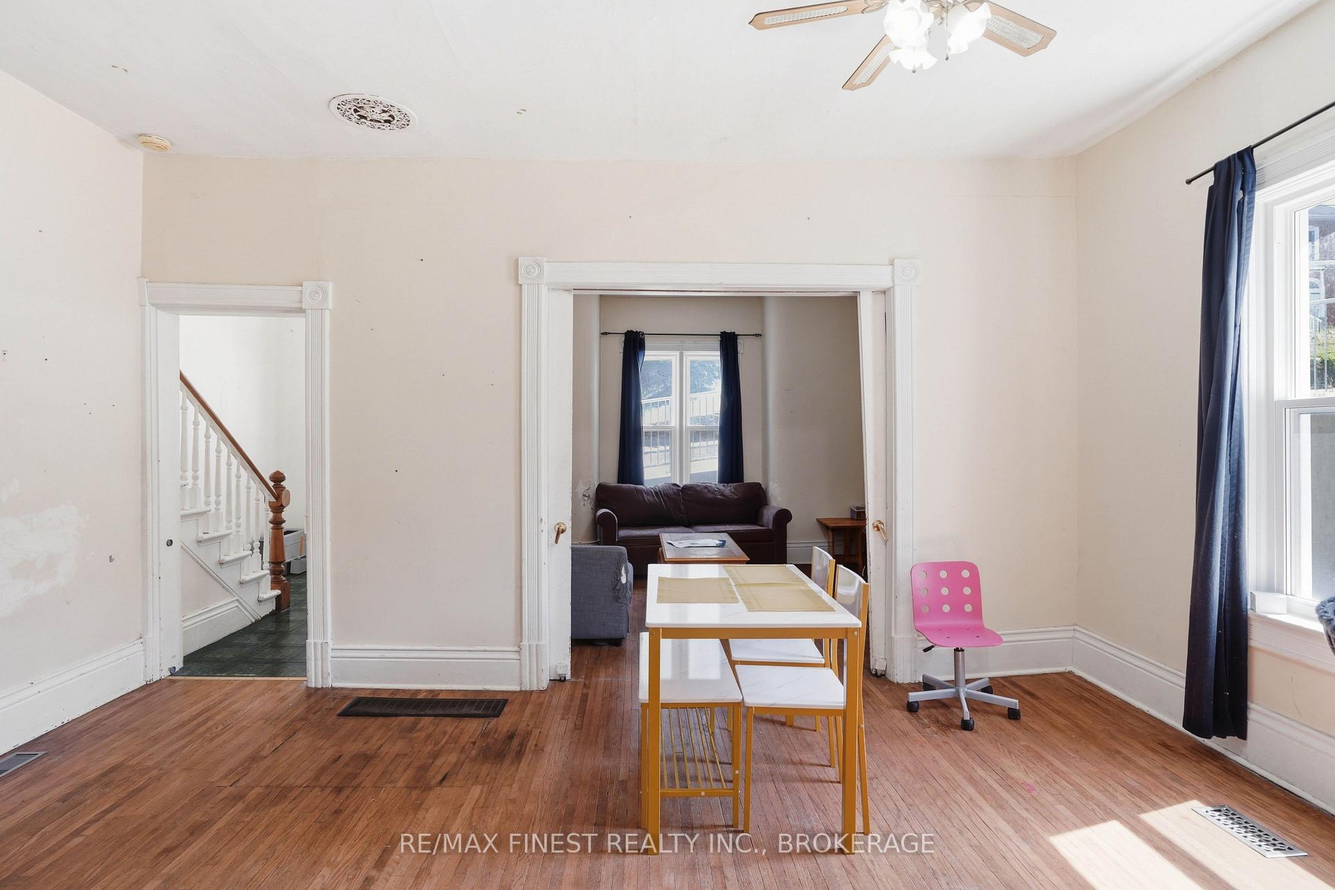 Photo 5 of 46 Catharine Street, Belleville, Thurlow Ward — HOMEH