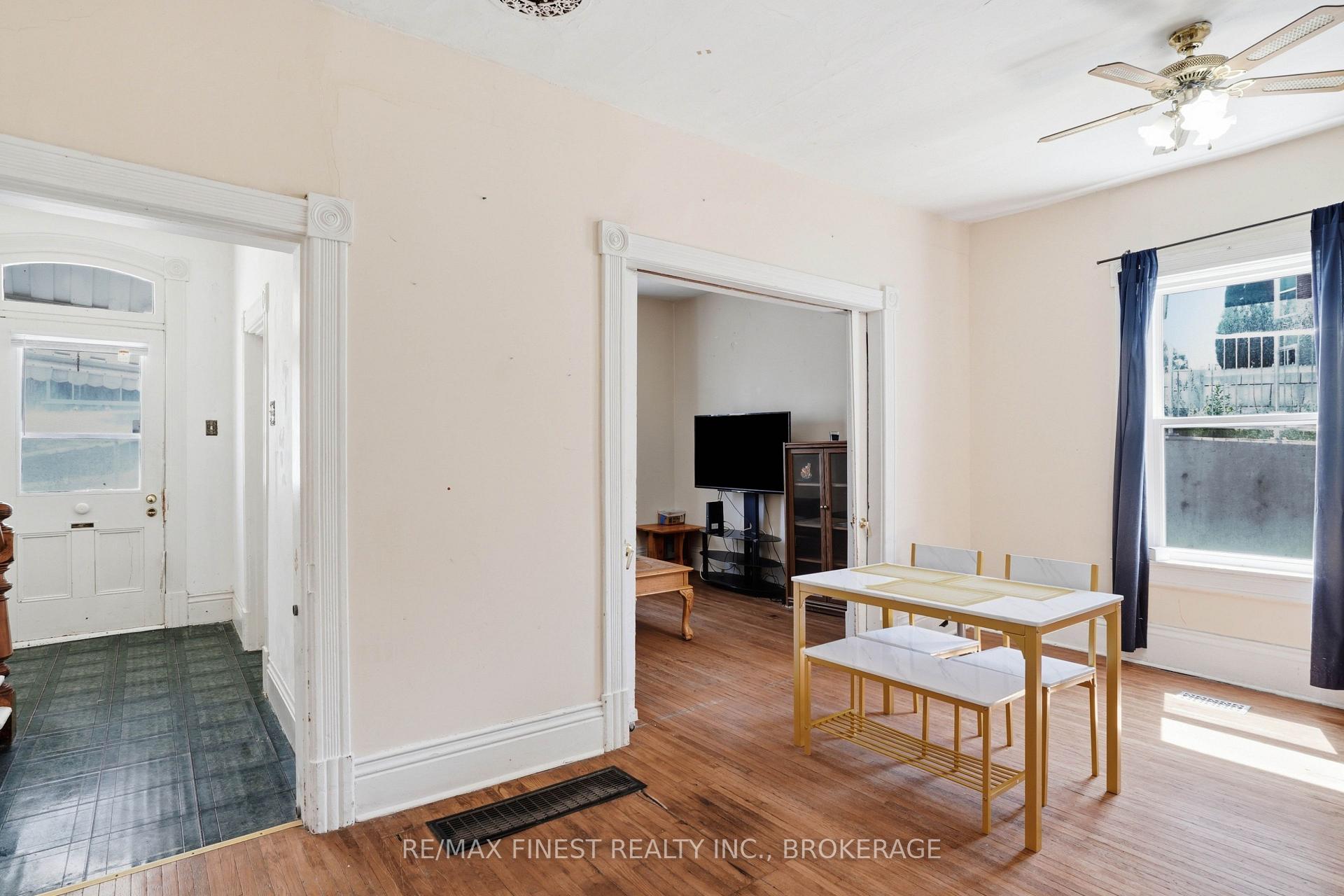 Photo 9 of 46 Catharine Street, Belleville, Thurlow Ward — HOMEH