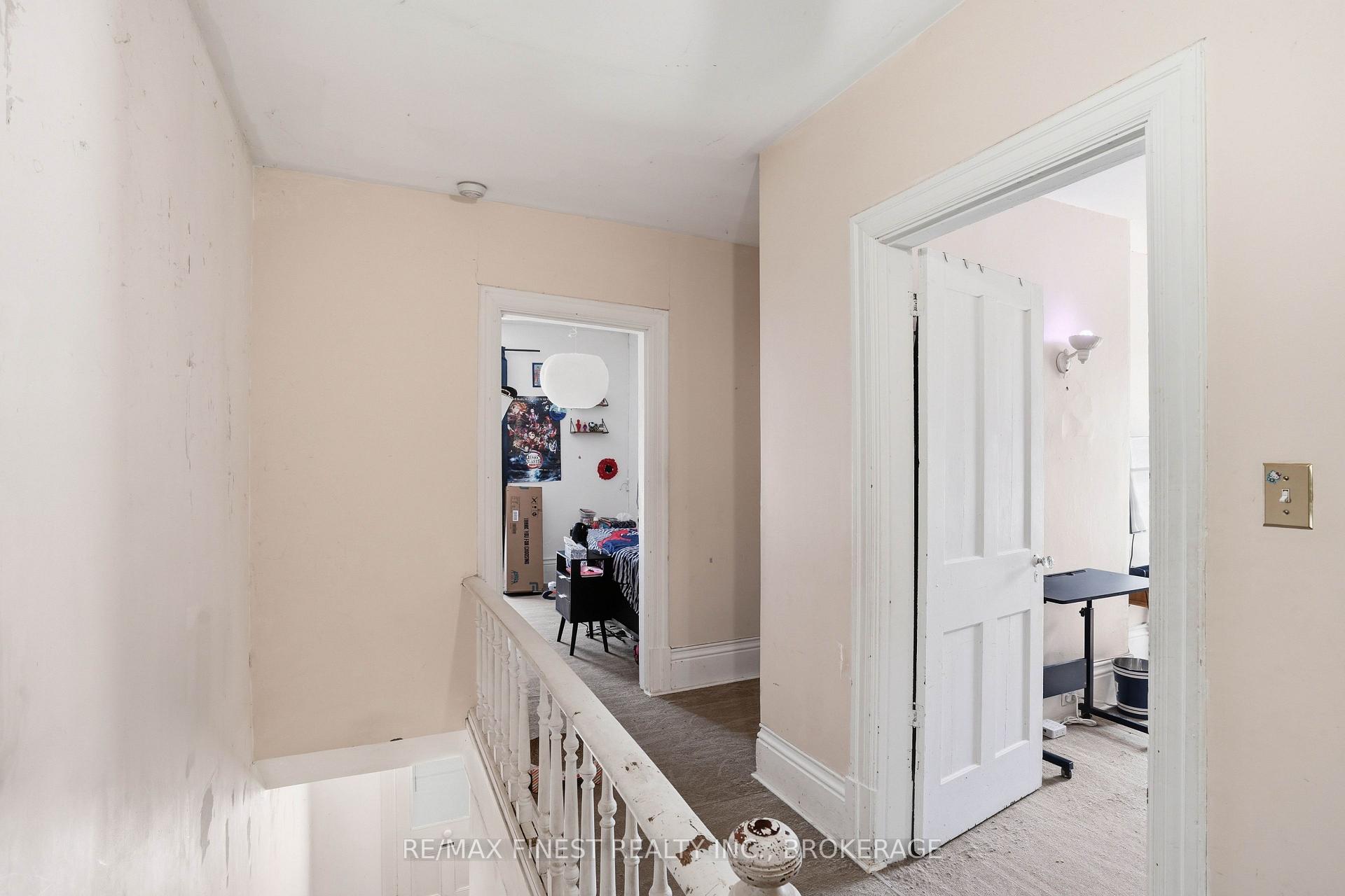 Photo 17 of 46 Catharine Street, Belleville, Thurlow Ward — HOMEH
