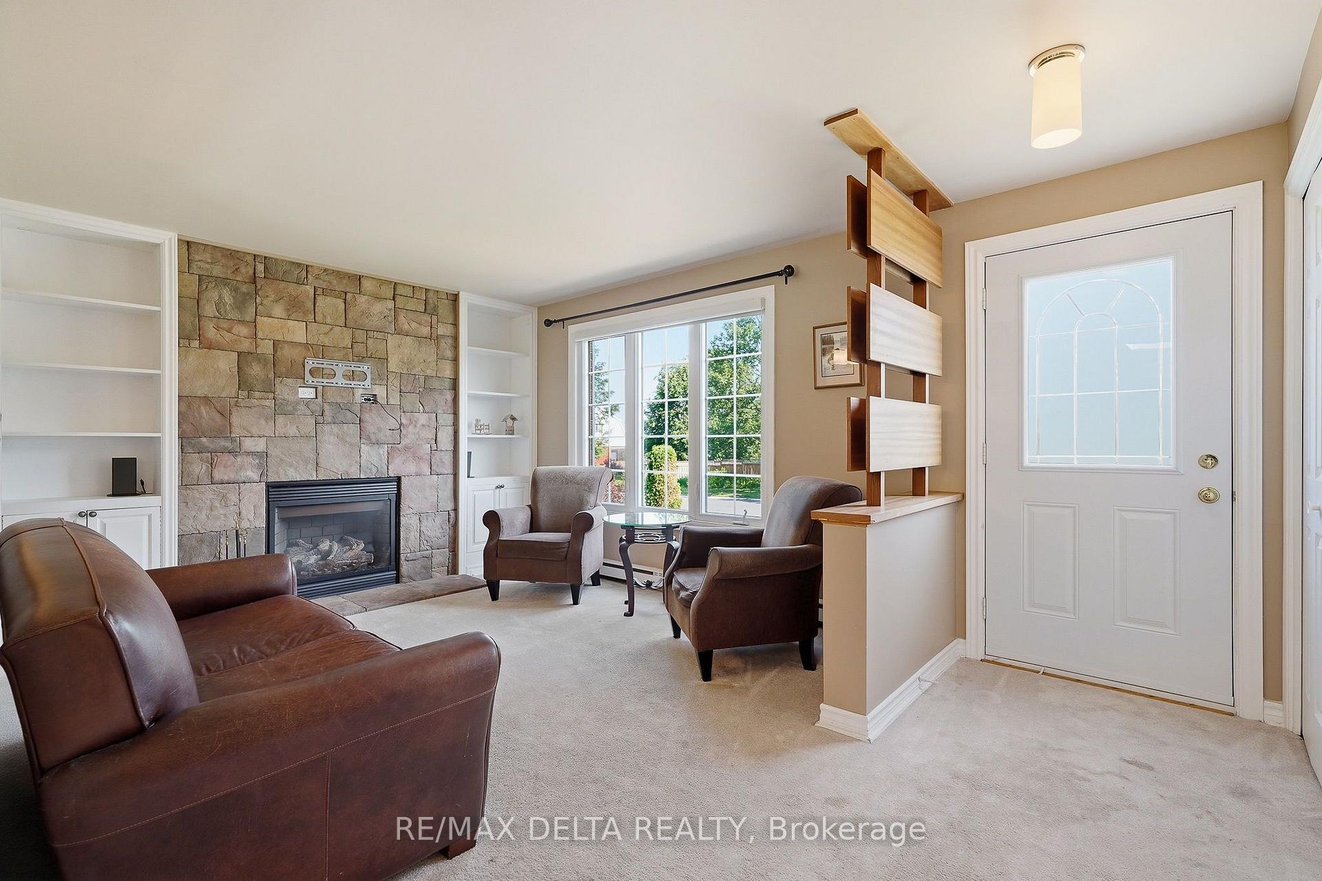 Photo 3 of 105 Fournier Street, Champlain, Vankleek Hill — HOMEH