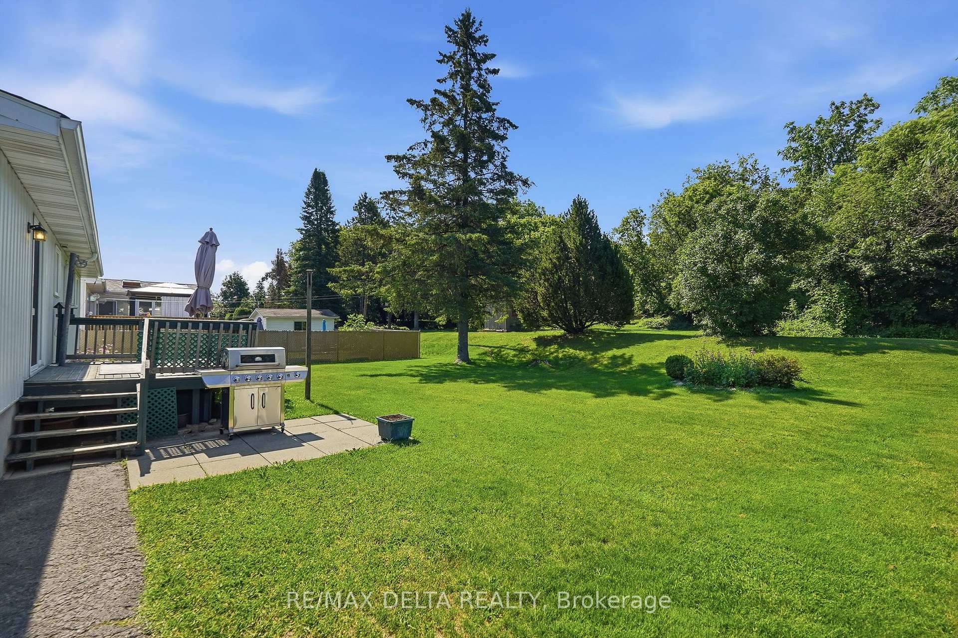 Photo 28 of 105 Fournier Street, Champlain, Vankleek Hill — HOMEH