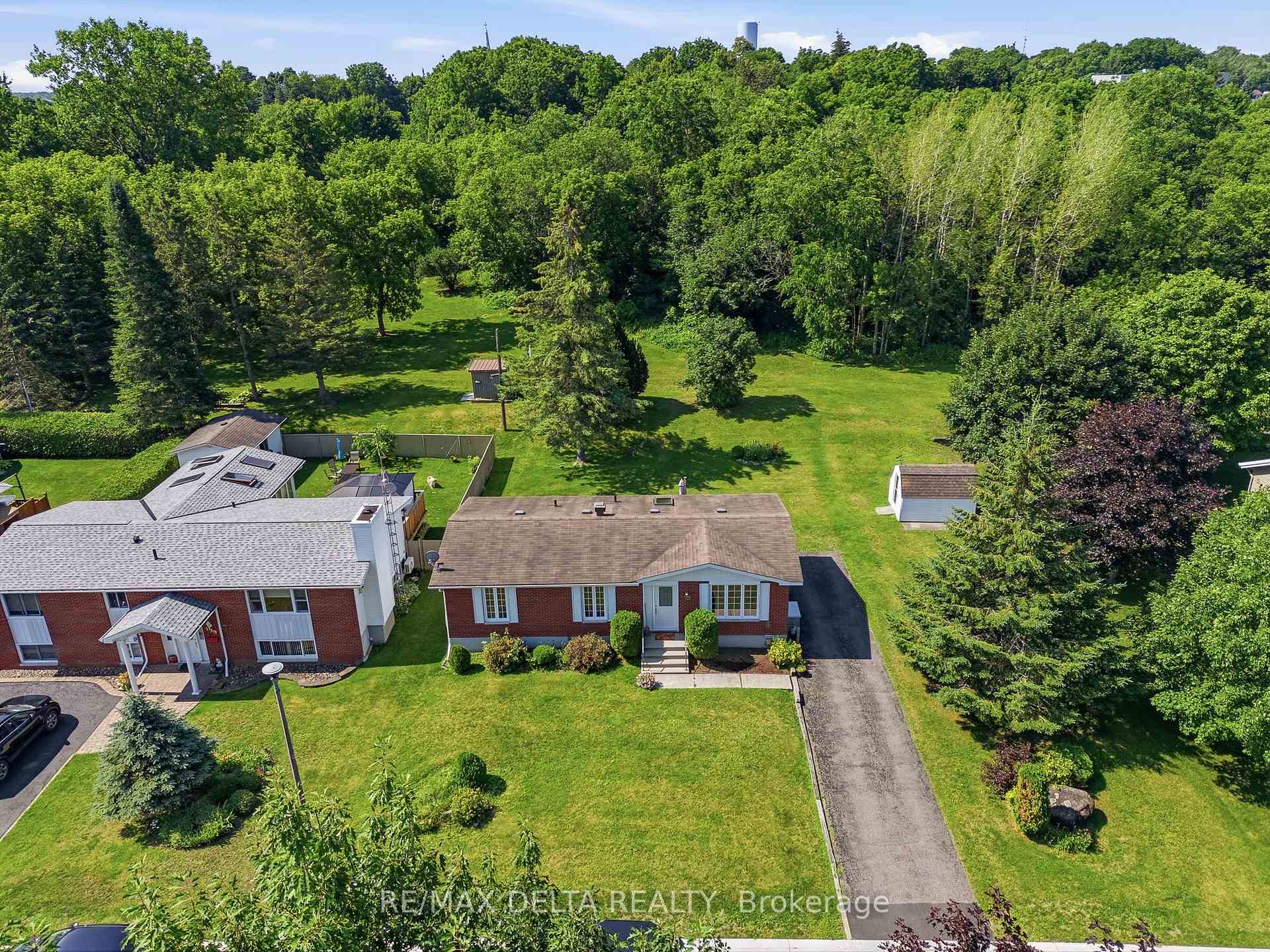 Photo 32 of 105 Fournier Street, Champlain, Vankleek Hill — HOMEH