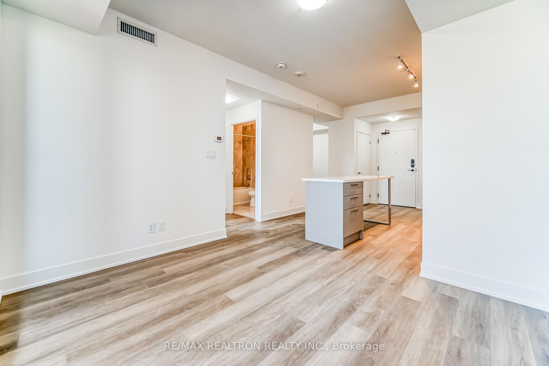 Photo 16 of Unit 1821, 56 Andre De Grasse Street, Markham, Unionville — HOMEH