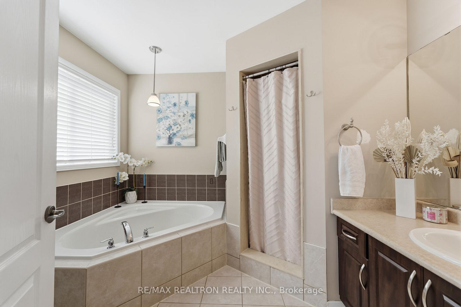 Photo 23 of 273 Greenwood Drive, Essa, Angus — HOMEH