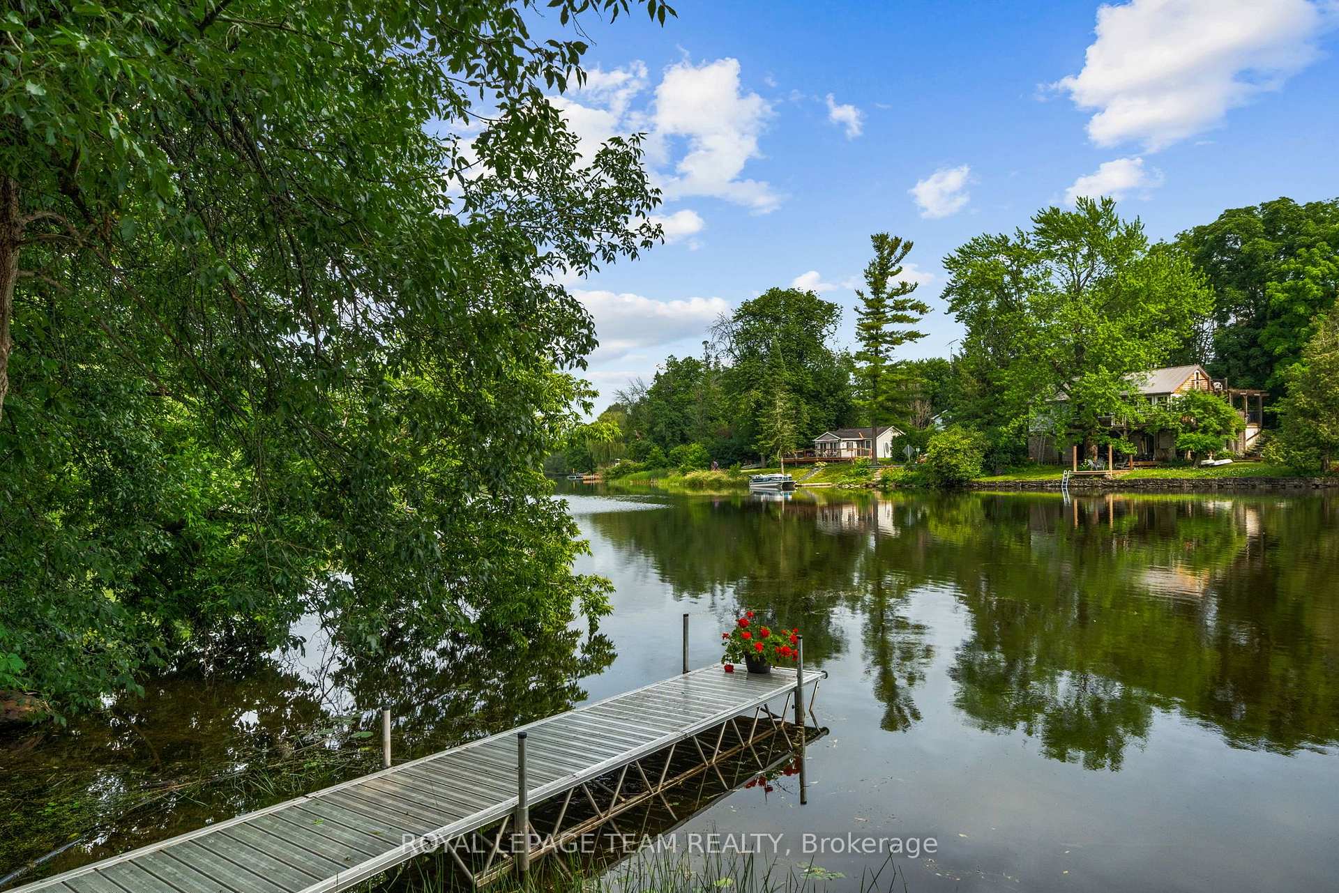 Photo 3 of 4416 Donnelly Drive, Ottawa, Burritts Rapids — HOMEH