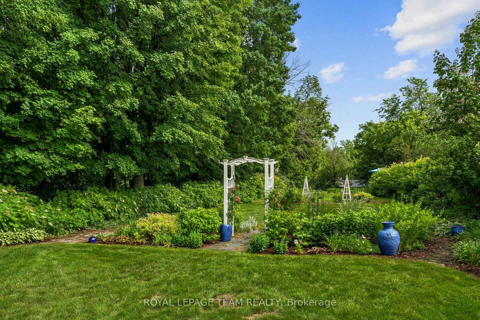 Photo 37 of 4416 Donnelly Drive, Ottawa, Burritts Rapids — HOMEH