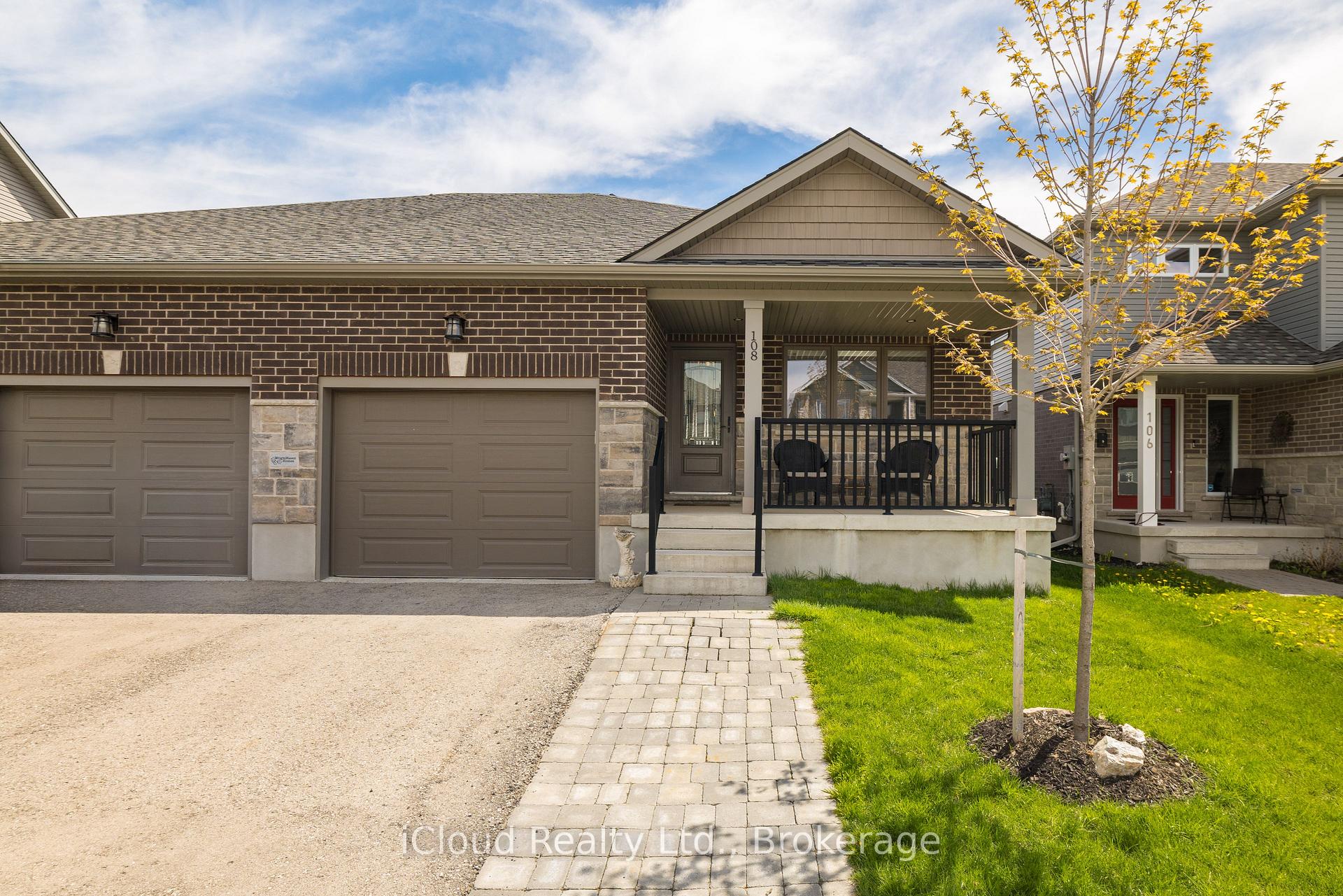 Photo 4 of 108 Stephenson Way, Minto — HOMEH