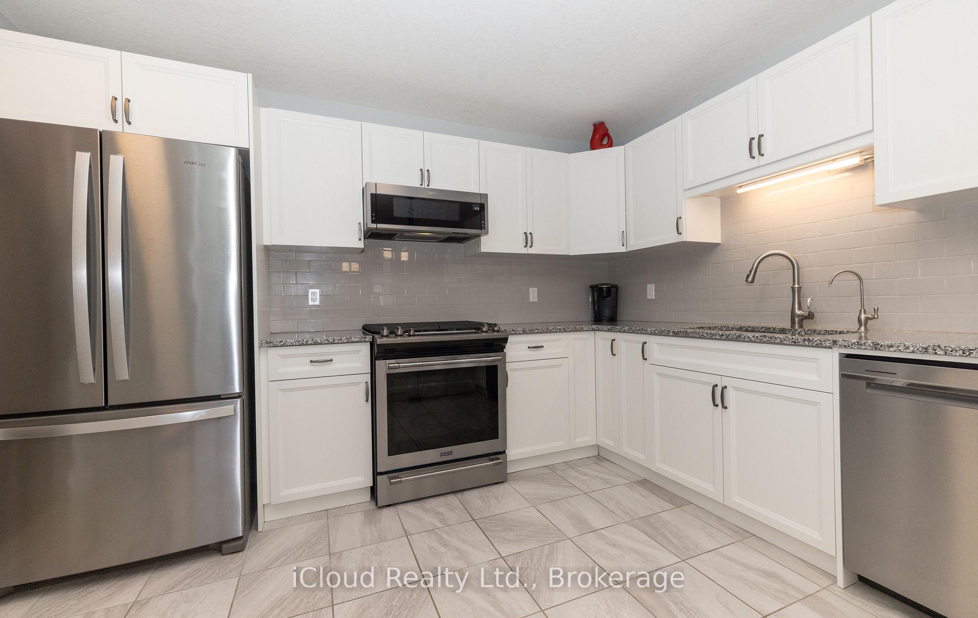 Photo 6 of 108 Stephenson Way, Minto — HOMEH