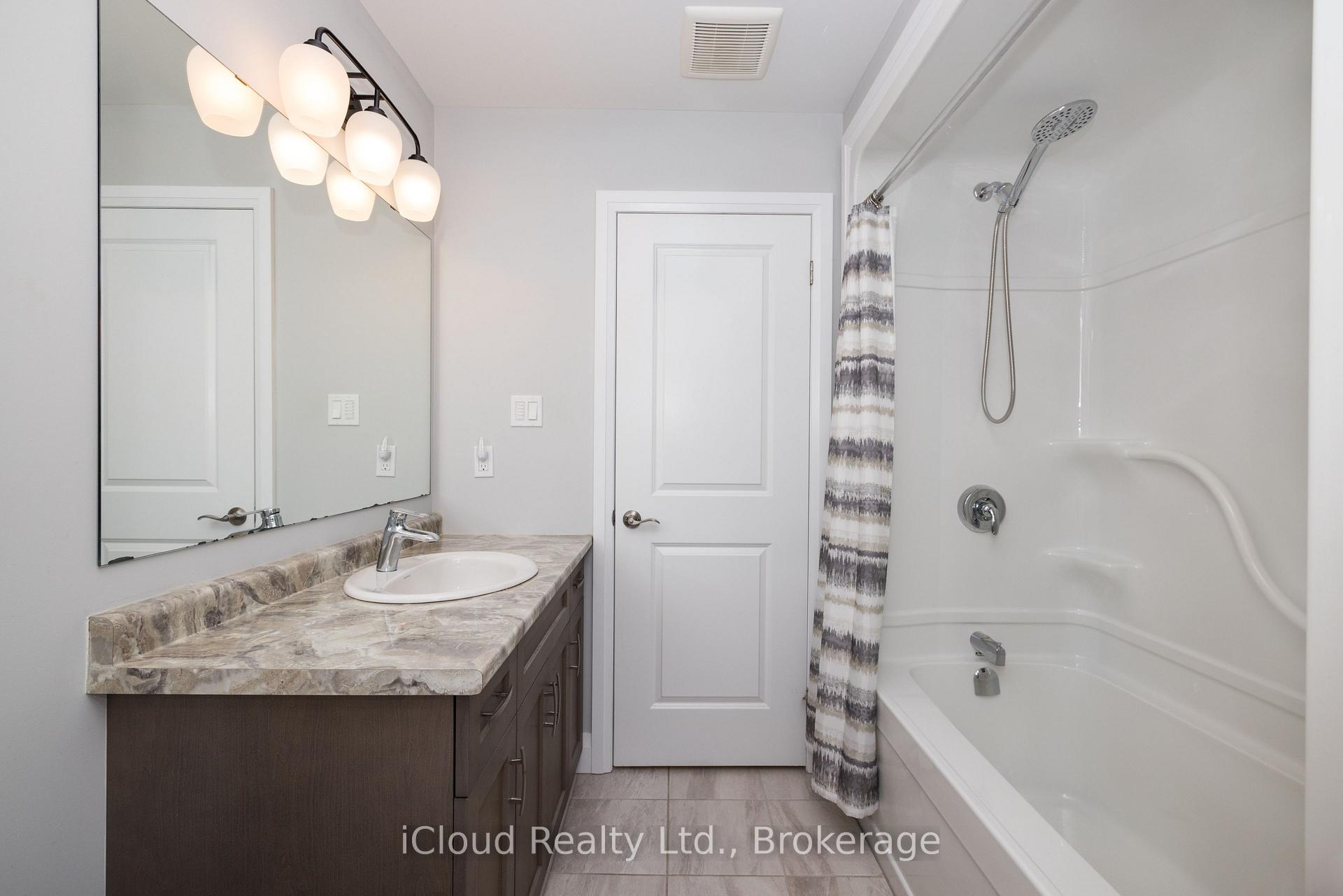 Photo 14 of 108 Stephenson Way, Minto — HOMEH